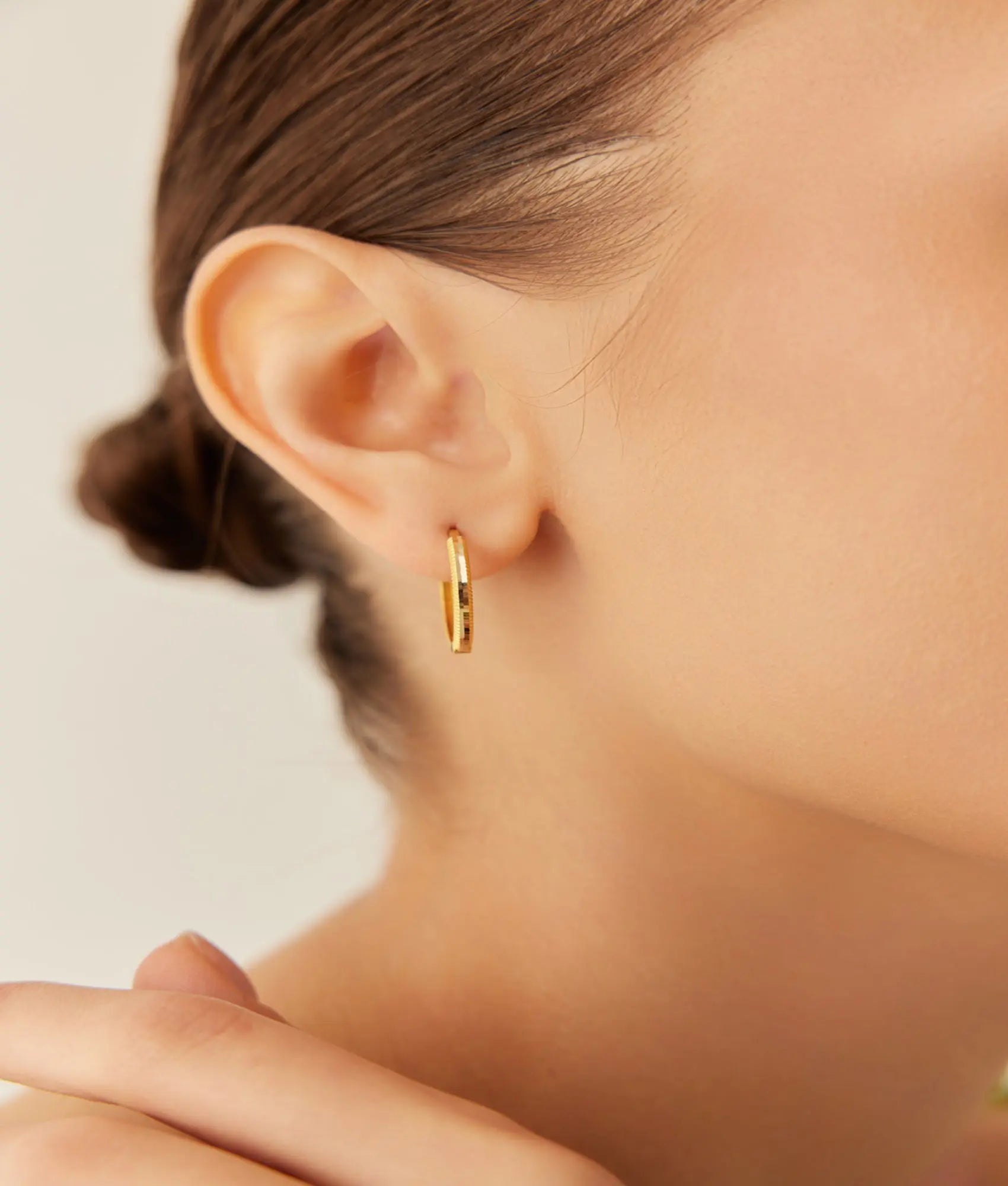 14 Ayar Altın Ajda Halka Küpe 2 cm