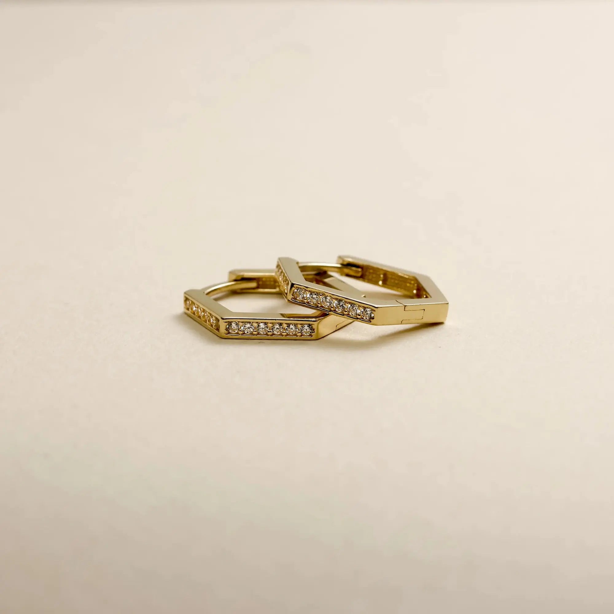 14 Ayar Altın Altıgen Küpe - s