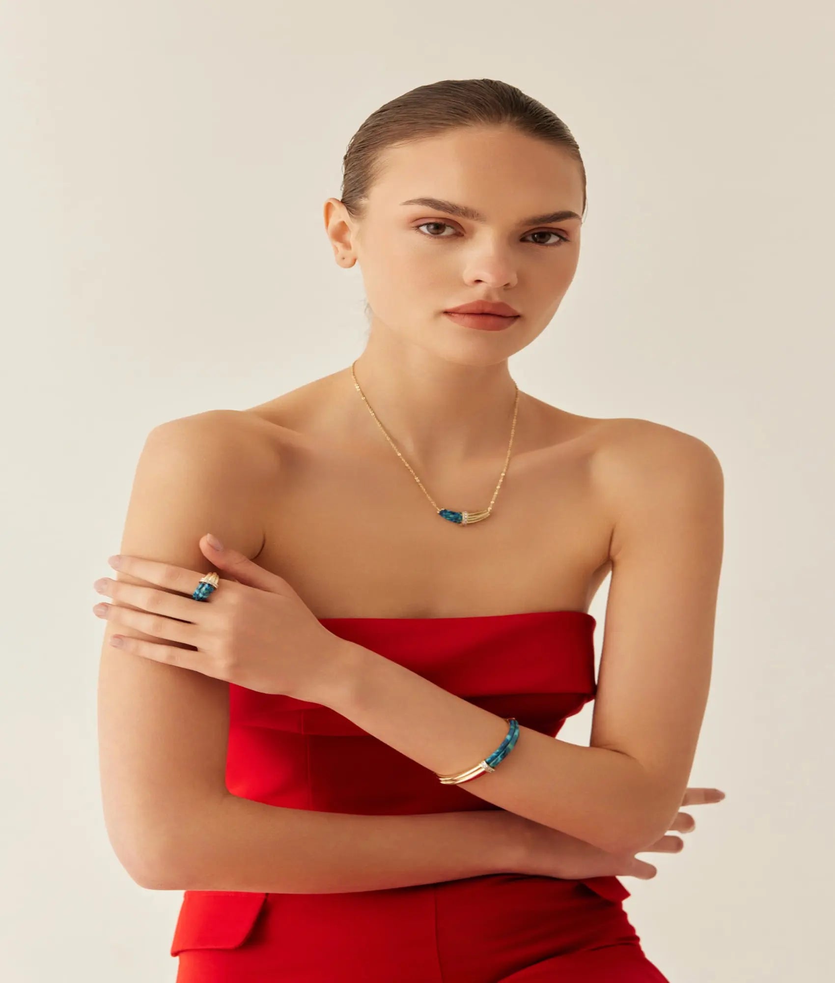 14 Ayar Altın Azura Kelepçe