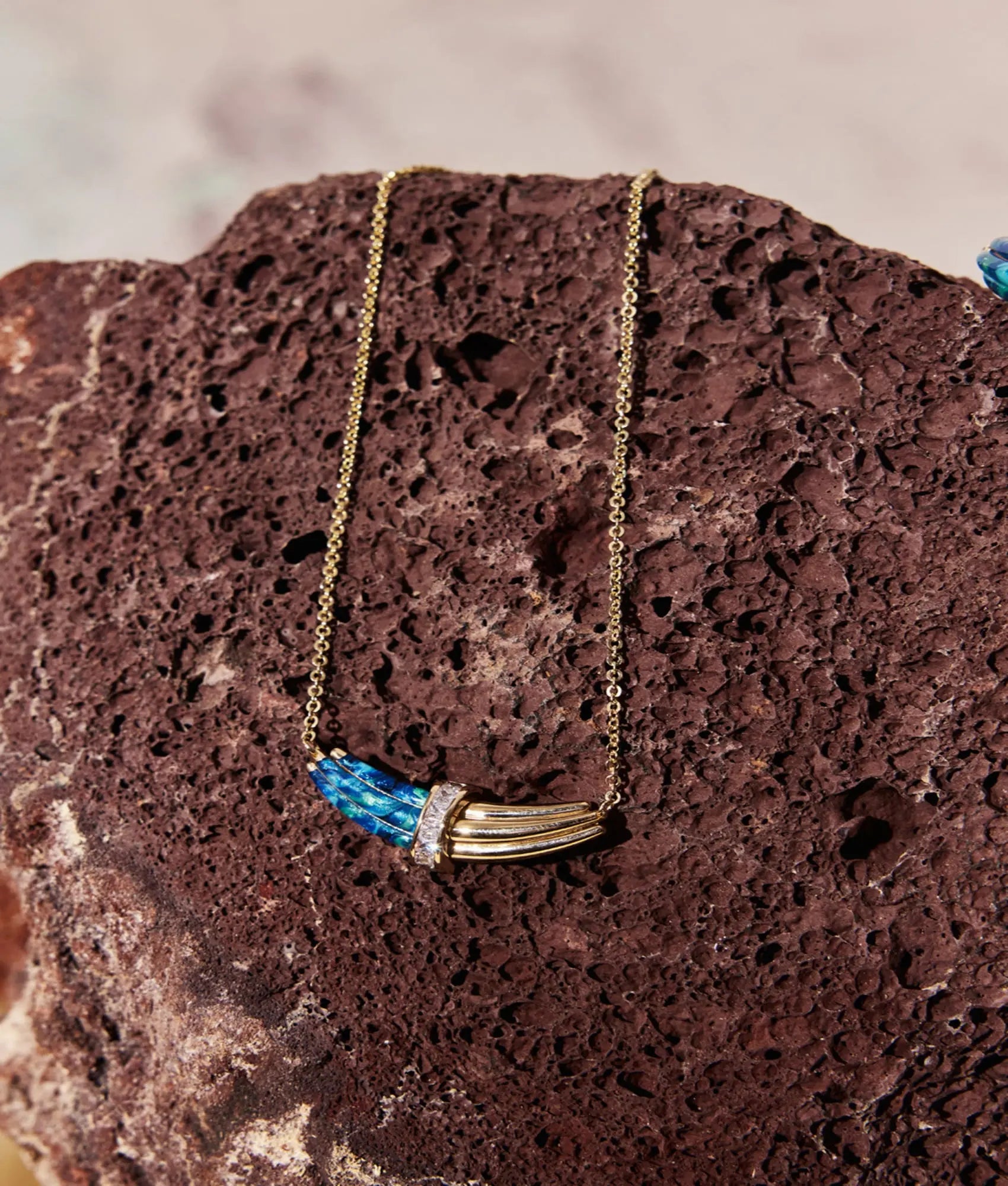 14 Ayar Altın Azura Kolye