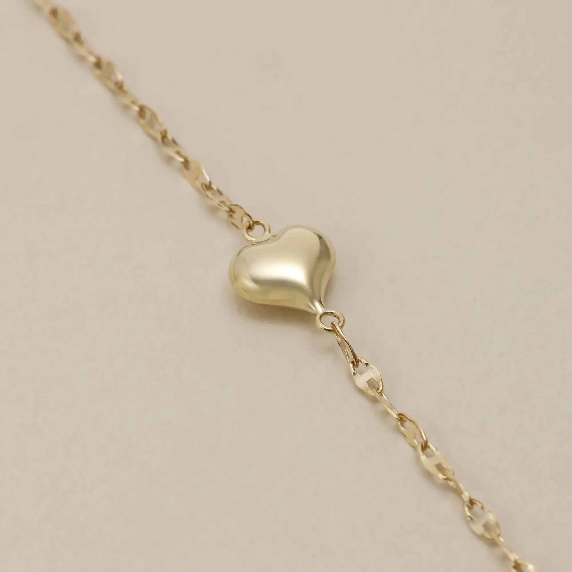 14 Ayar Altın Bombeli Kalp Figür Bileklik