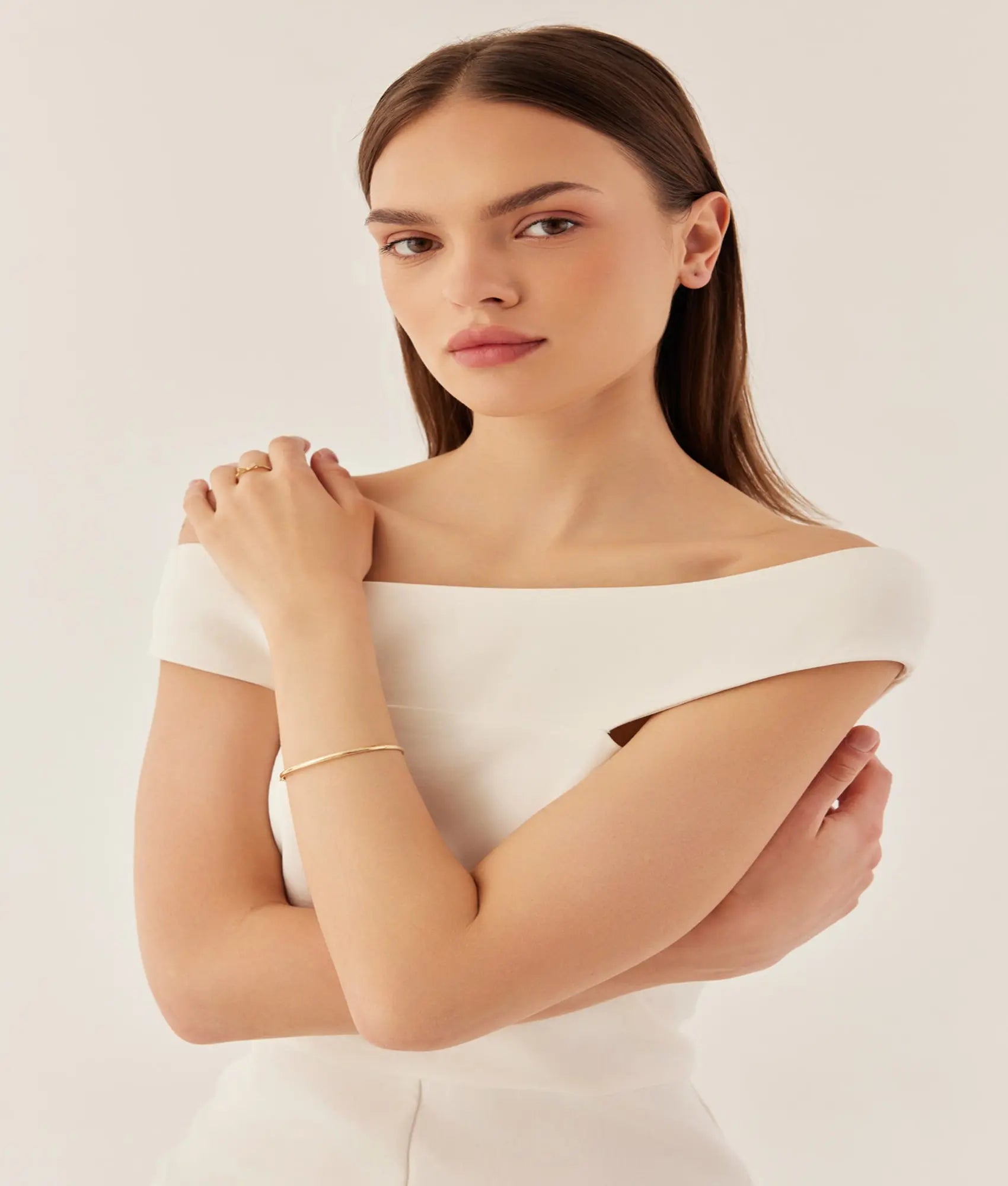 14 Ayar Altın Bombeli Kelepçe