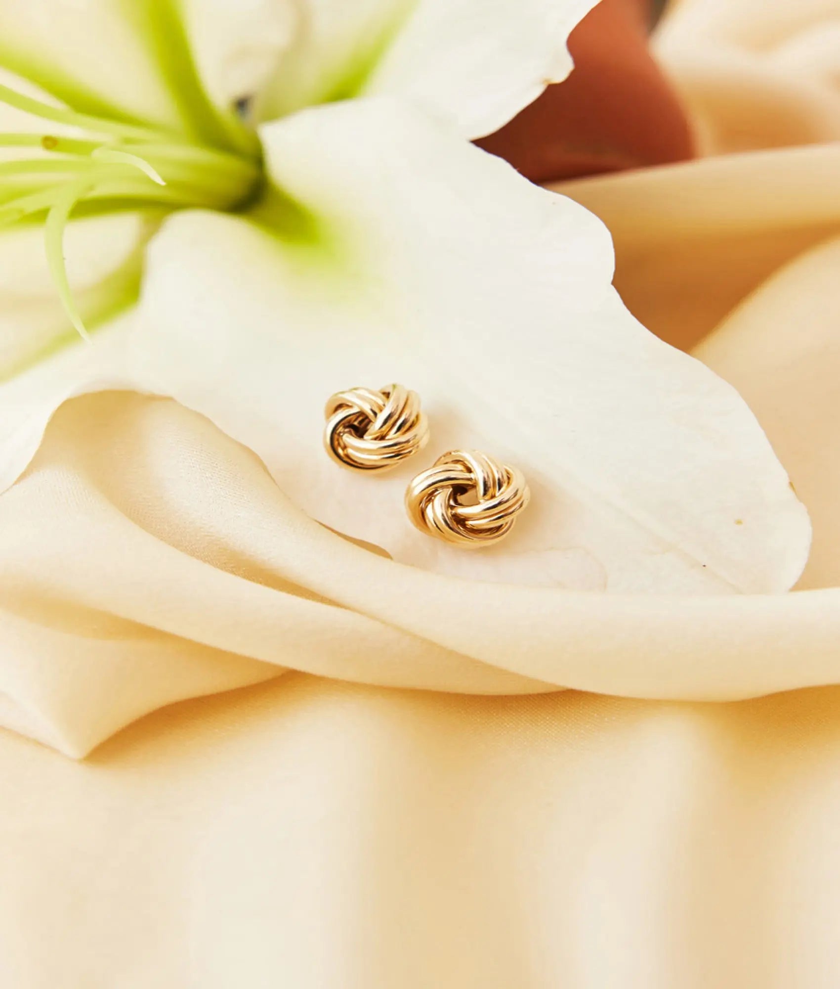 14 Ayar Altın Çift Düğüm Küpe 1 cm