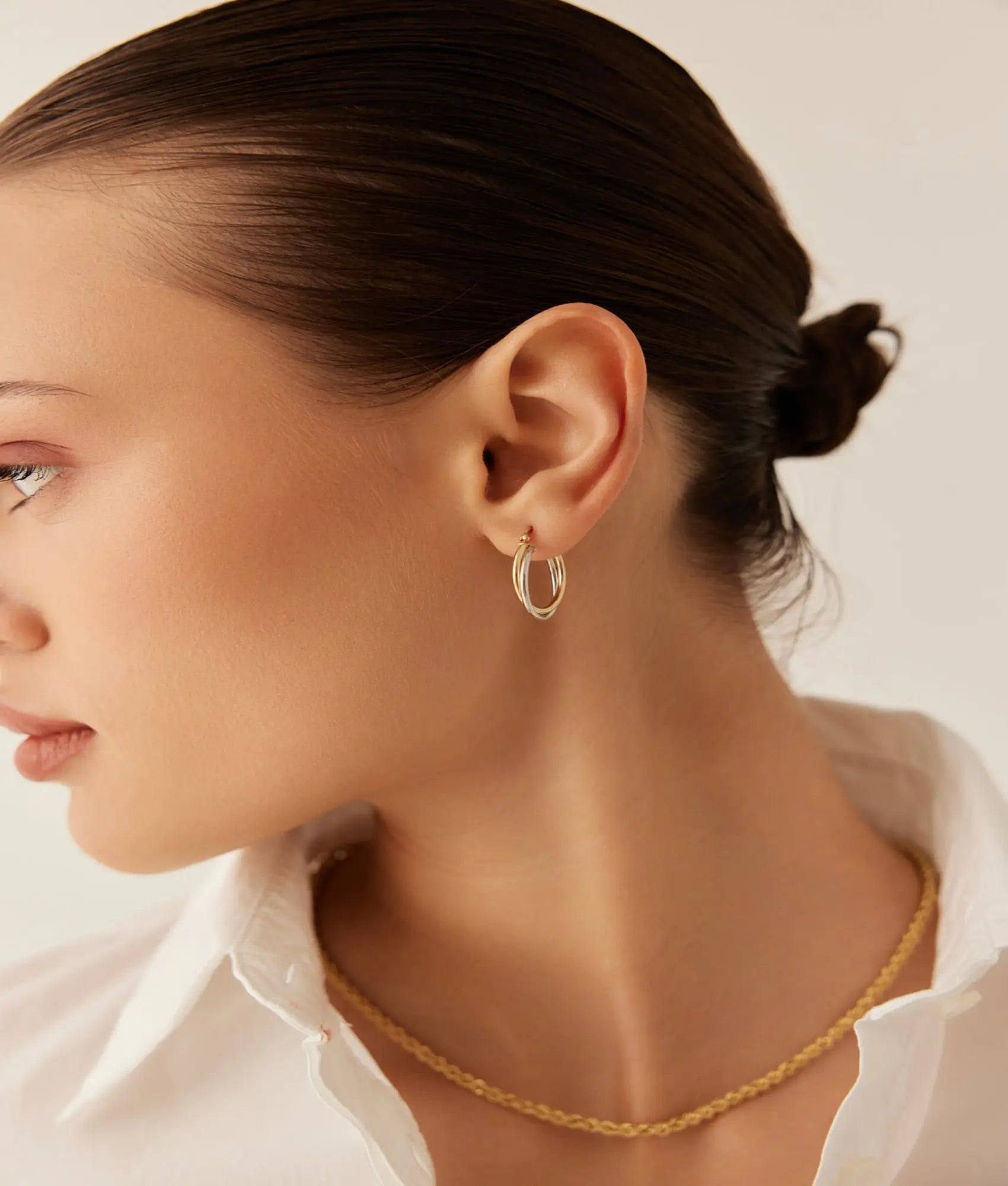 14 Ayar Altın Çift Renk Sarmal Halka Küpe 2 cm