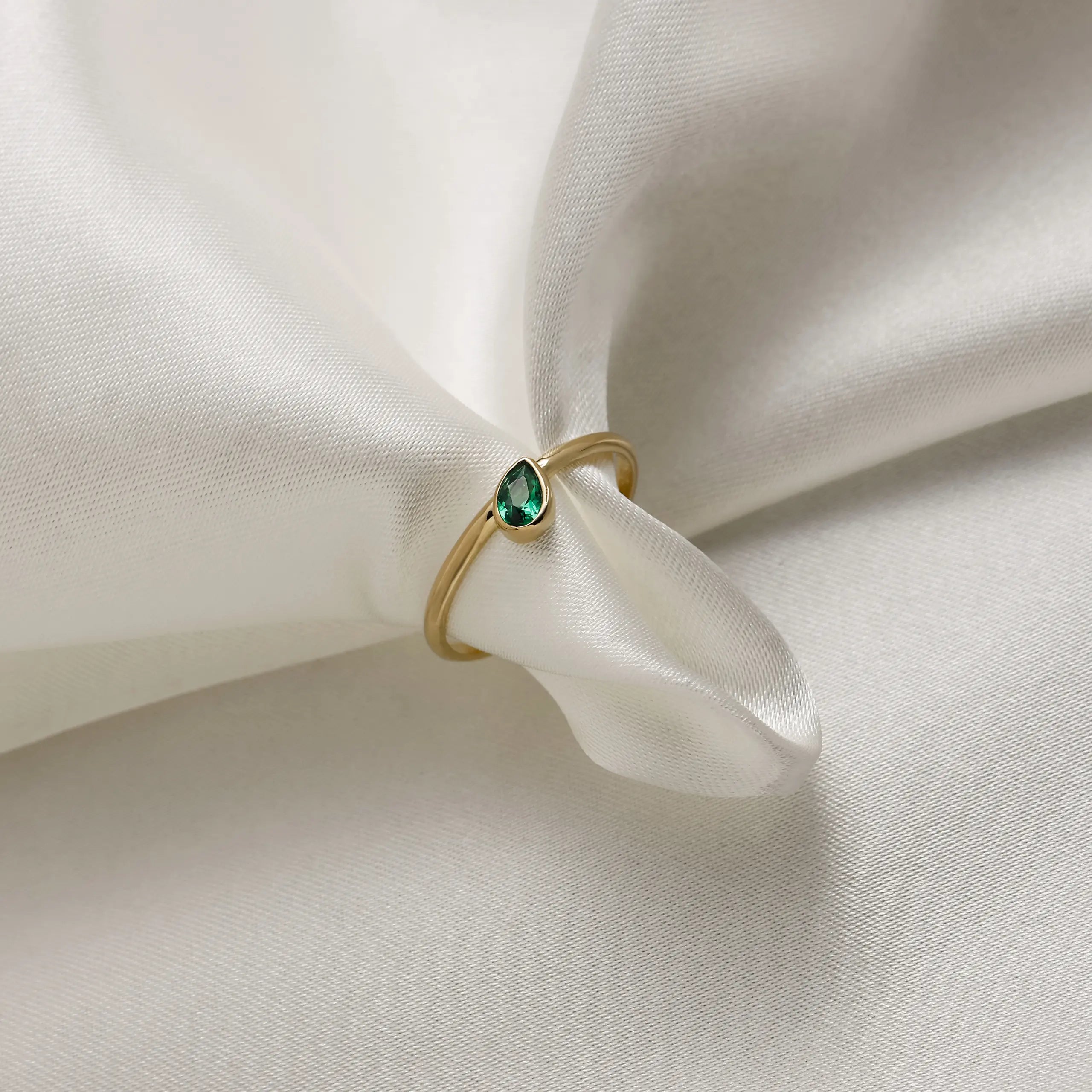 14 Ayar Altın Damla Kesim Mini Yüzük