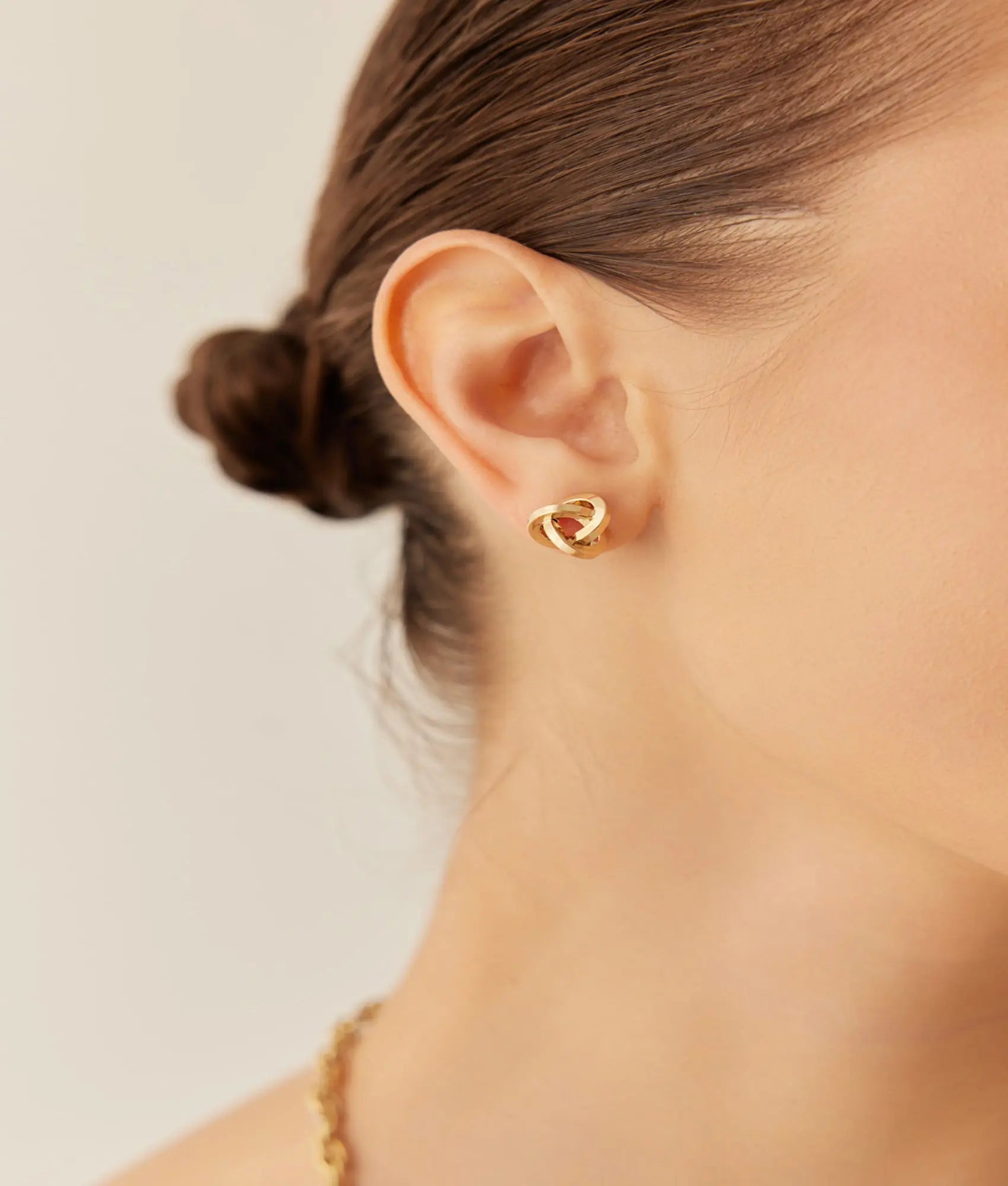 14 Ayar Altın Düğüm Küpe 1,2 cm