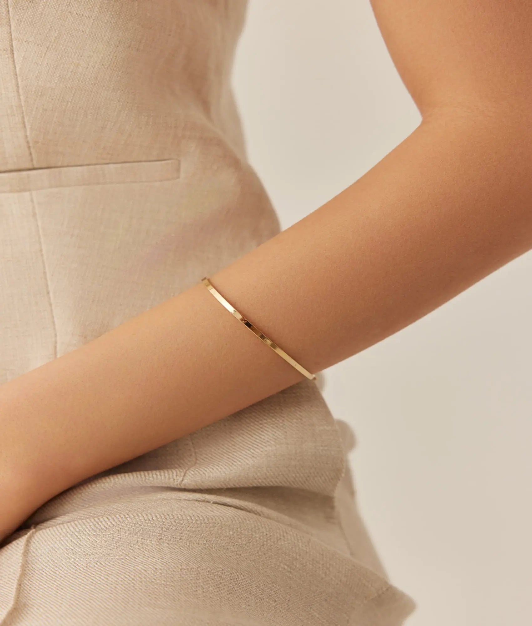 14 Ayar Altın Düz Kelepçe