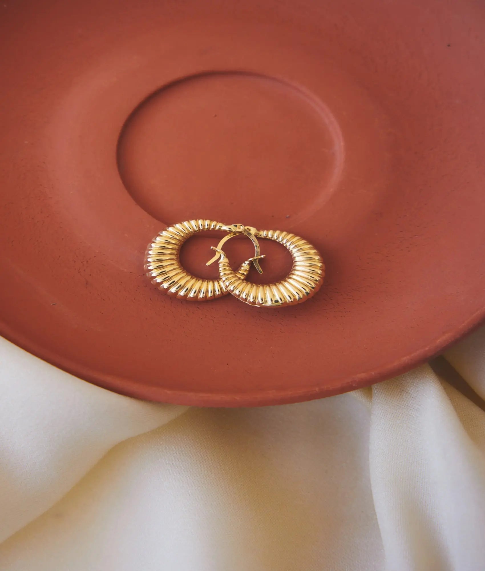 14 Ayar Altın Midye Küpe 1,5 cm