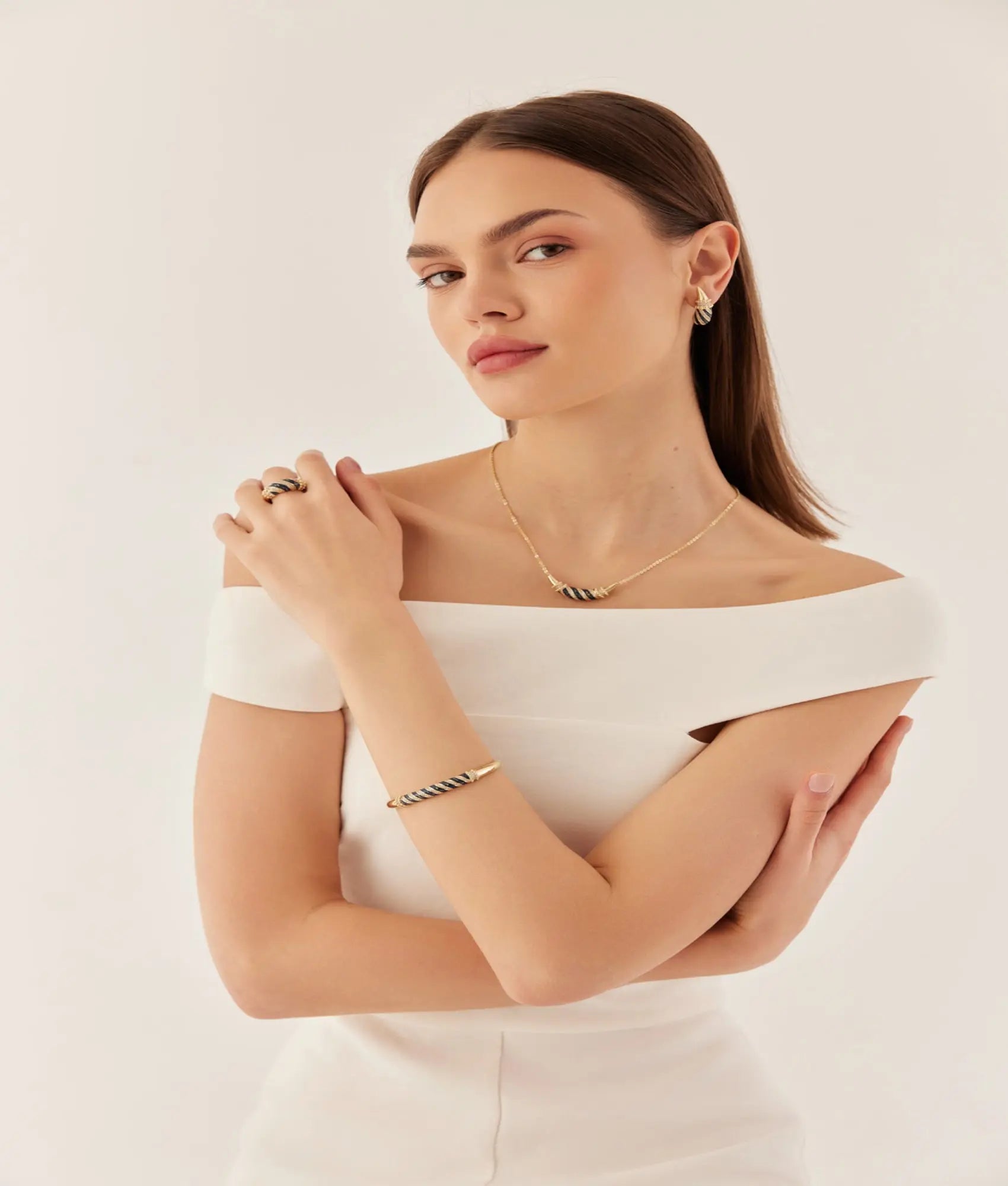 14 Ayar Altın Okyanusya Kolye