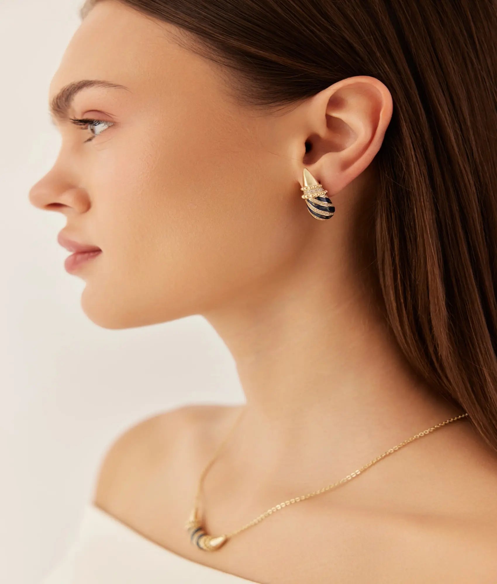 14 Ayar Altın Okyanusya Küpe