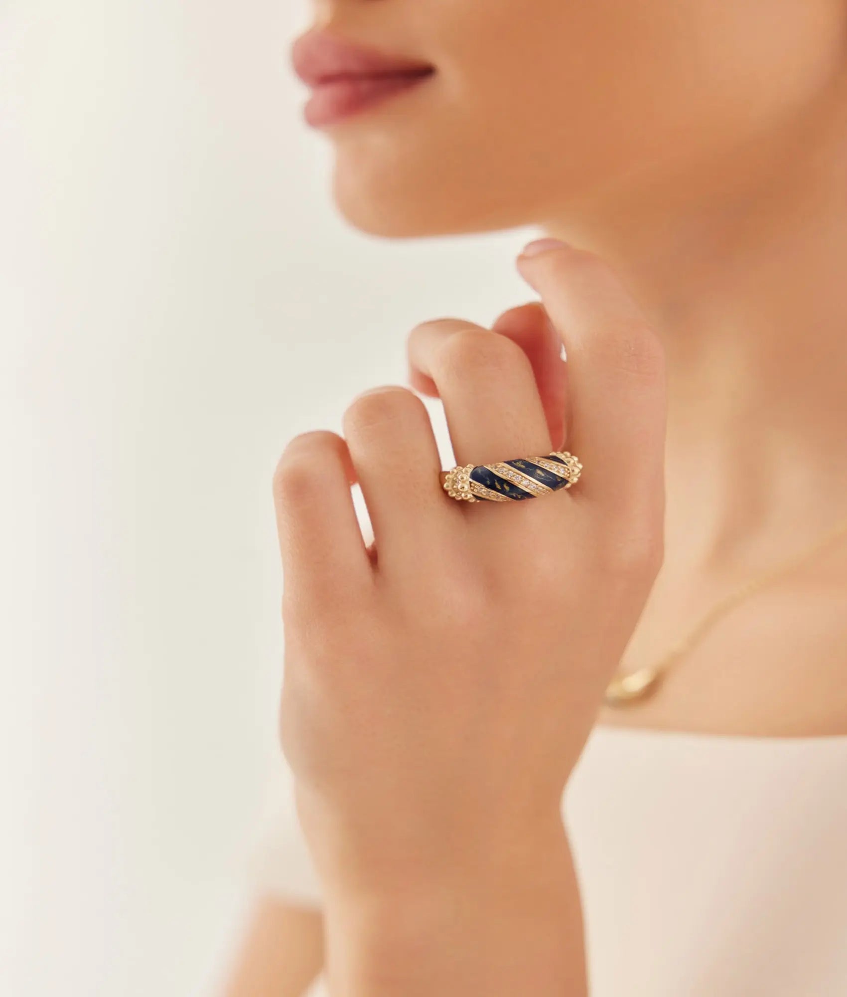 14 Ayar Altın Okyanusya Yüzük