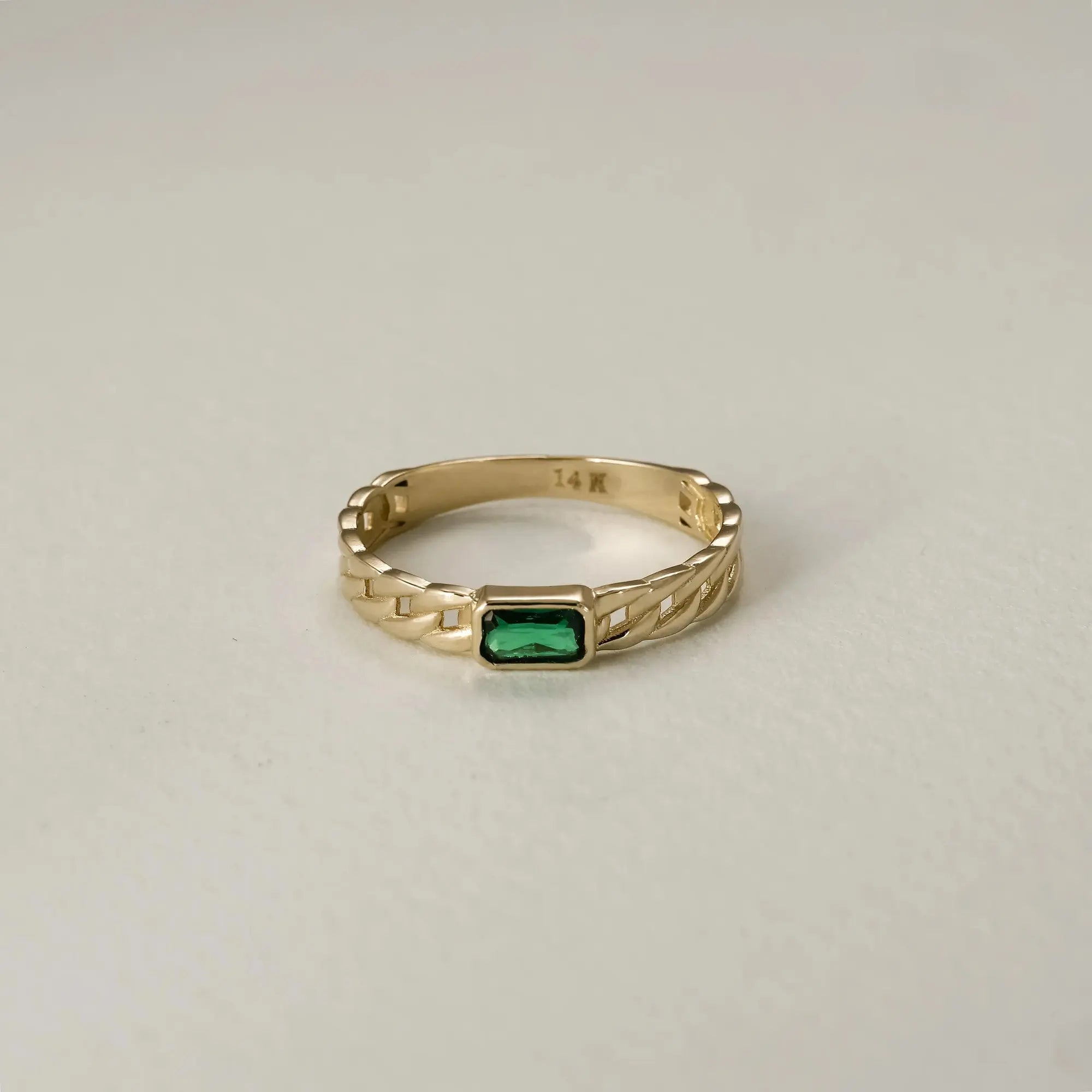 14 Ayar Altın Örgü Bağlantılı Mini Yüzük