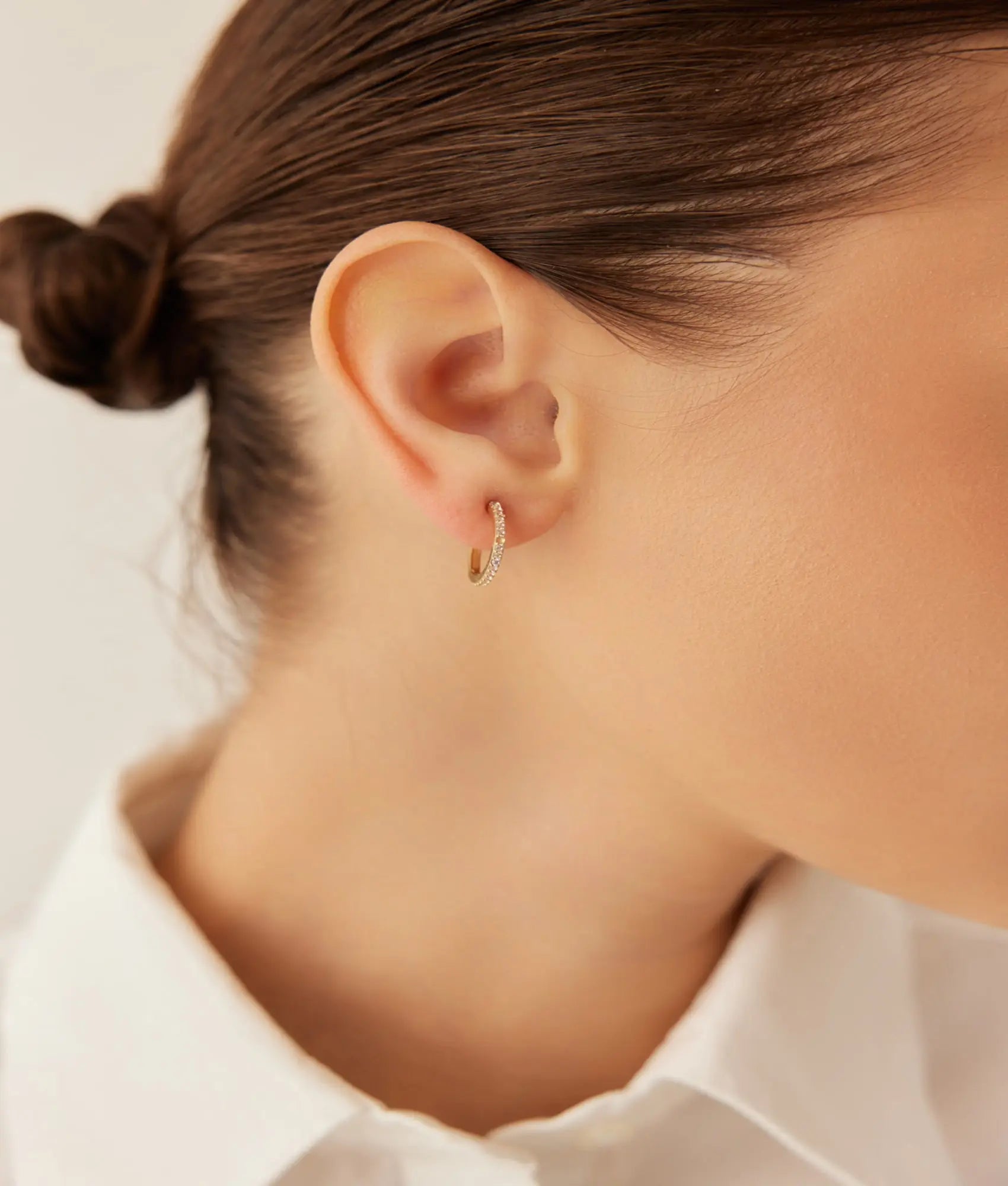 14 Ayar Altın Tamtur Taşlı Halka Küpe 1,7 cm