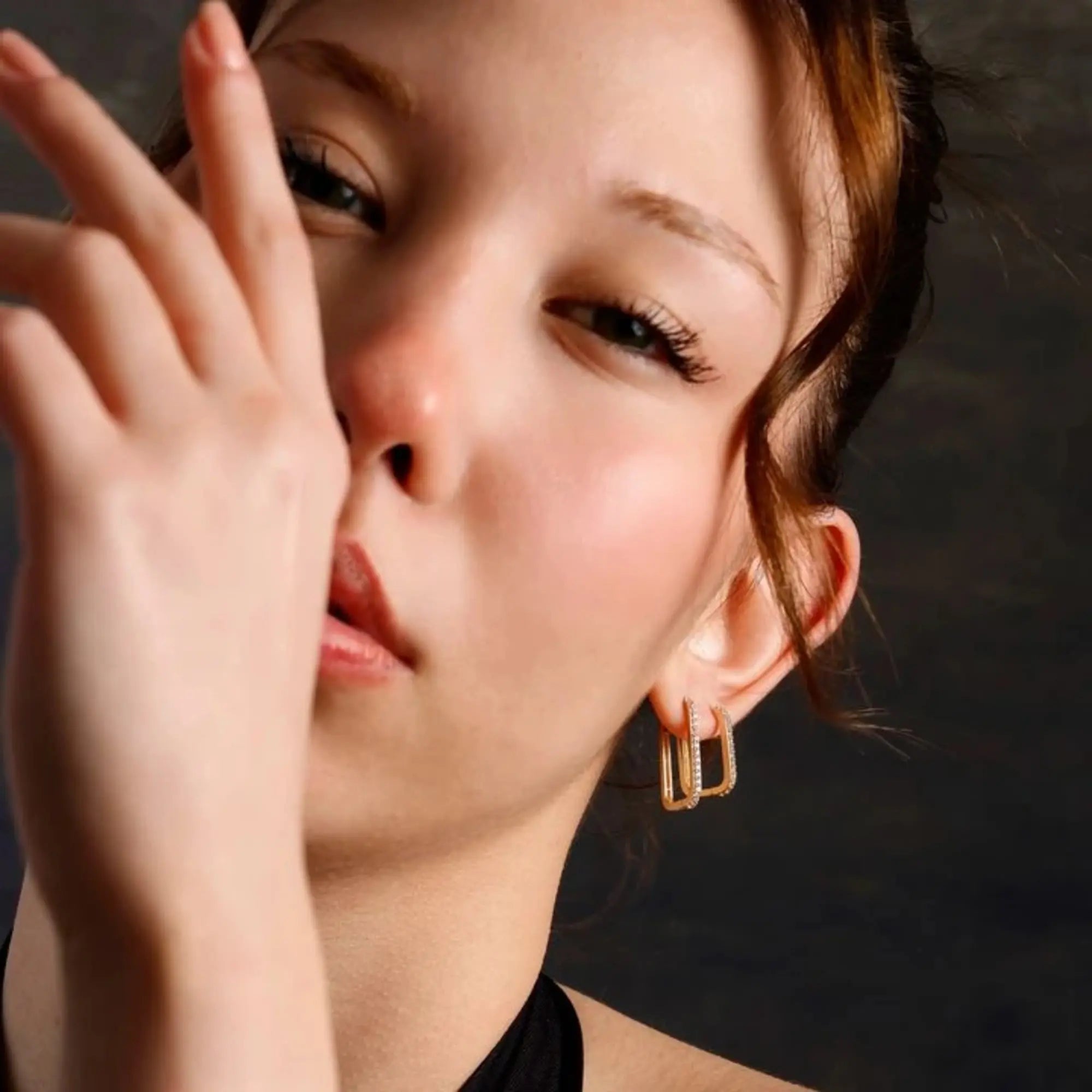 14 Ayar Altın Taşlı Ataç Küpe - M