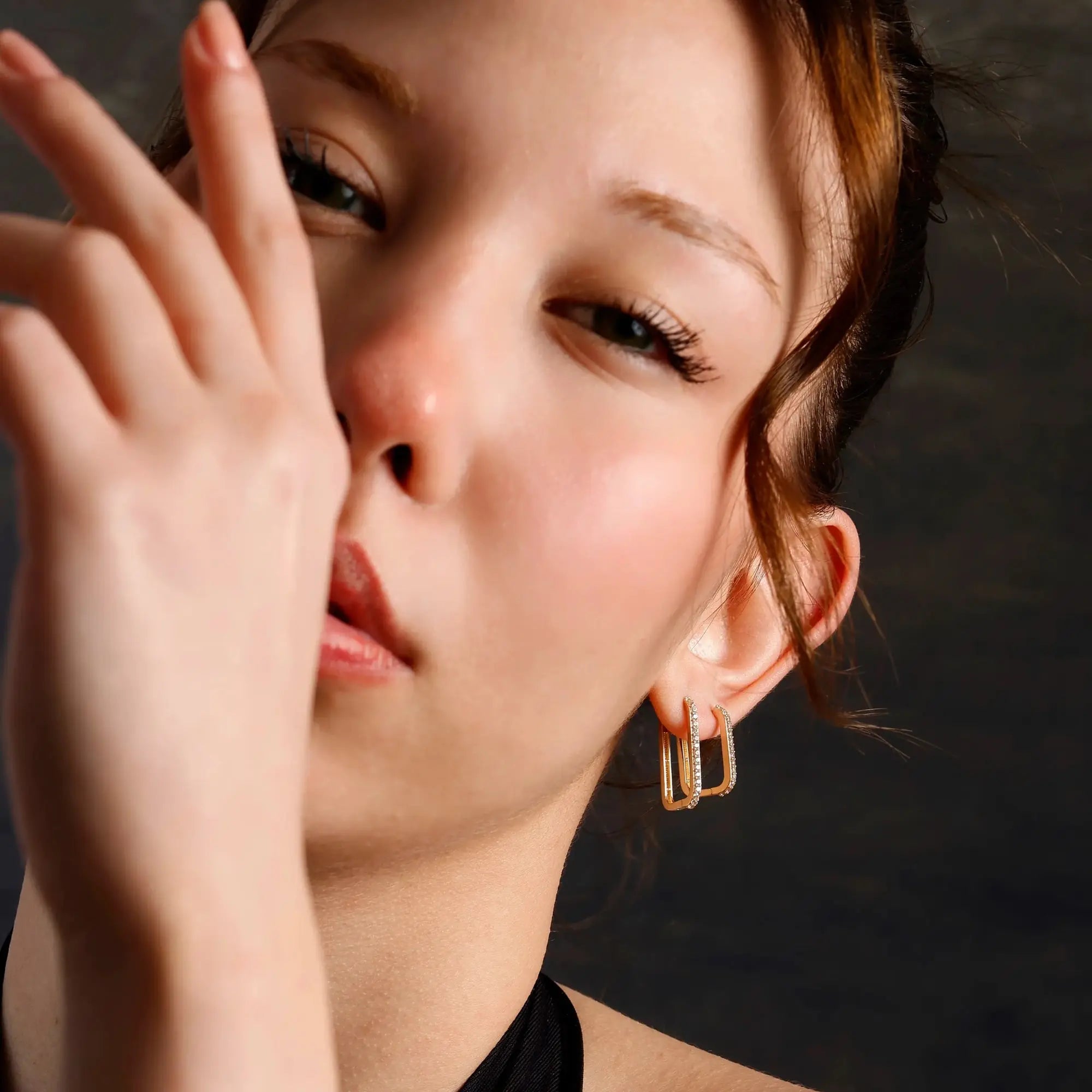 14 Ayar Altın Taşlı Ataç Küpe - S