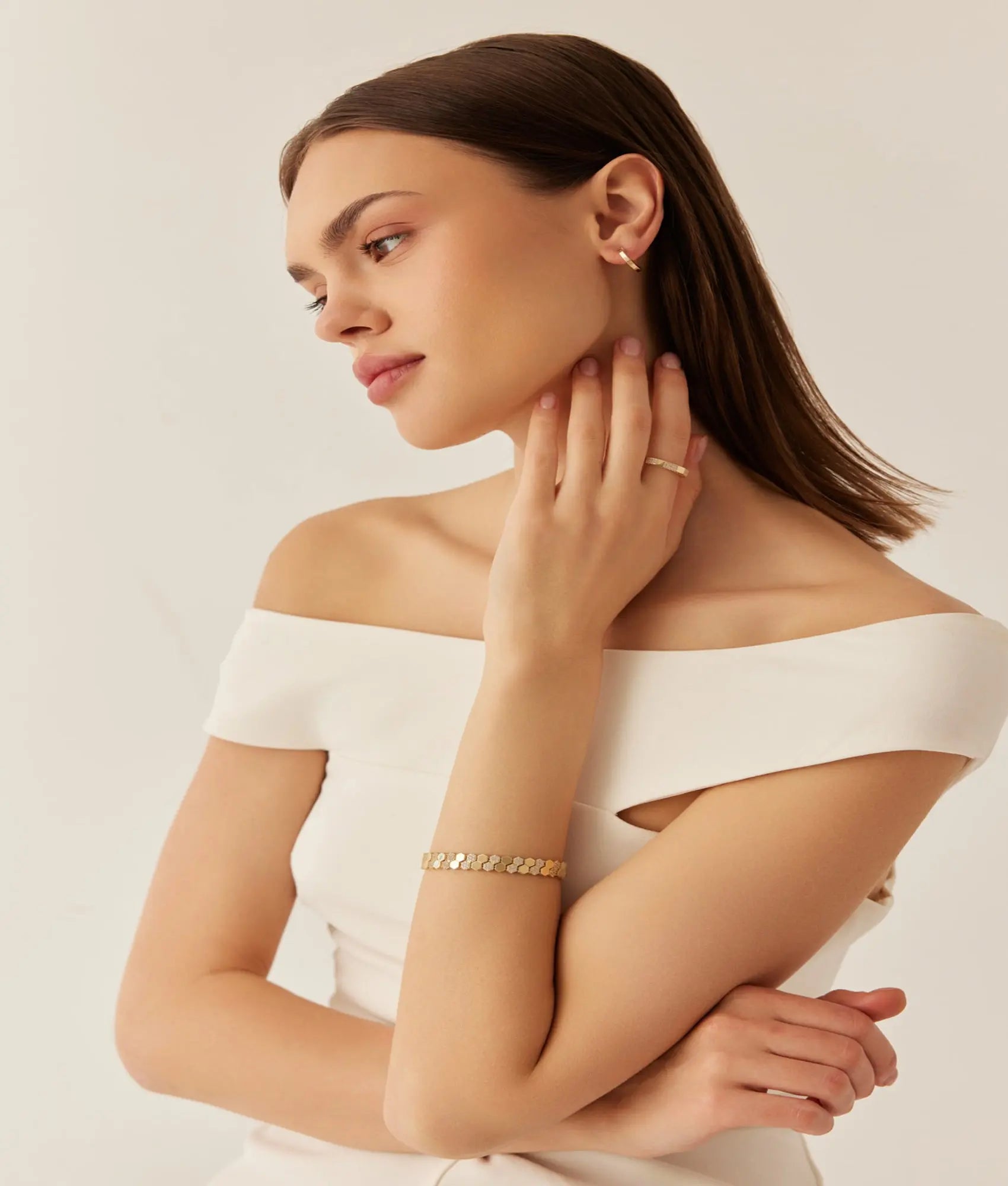 14 Ayar Altın Taşlı Çift Sıra Altıgen Bileklik