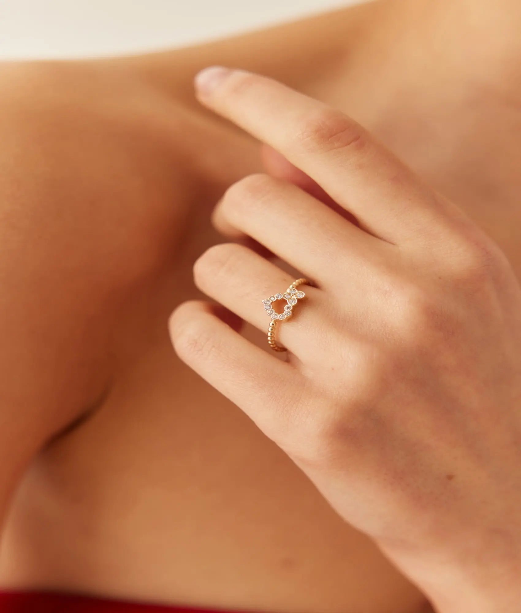 14 Ayar Altın Taşlı Kalp Yüzük