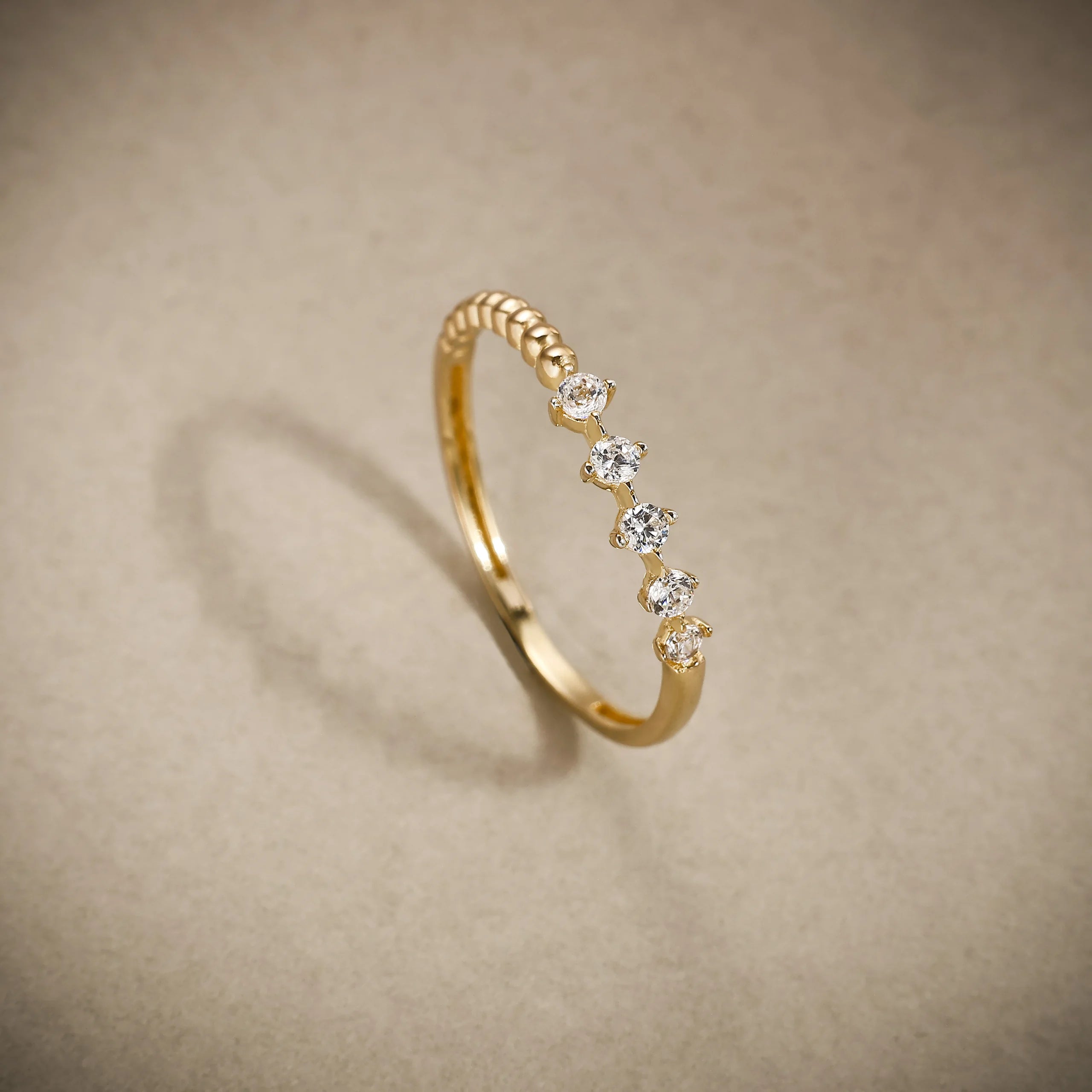 14 Ayar Altın Taşlı Mini Yüzük