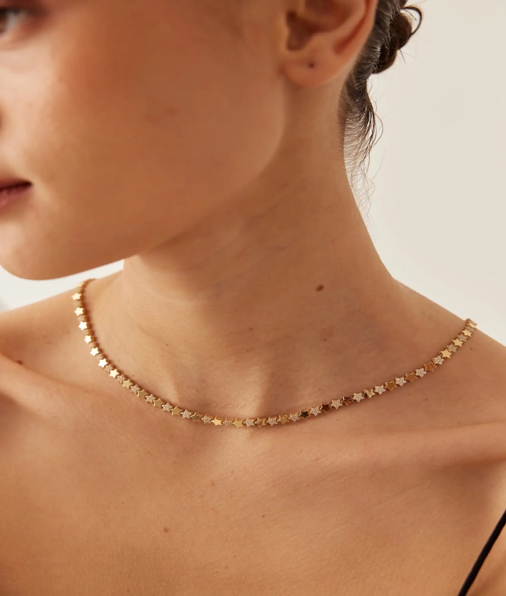 14 Ayar Altın Taşlı Yıldız Sarmalı Kolye