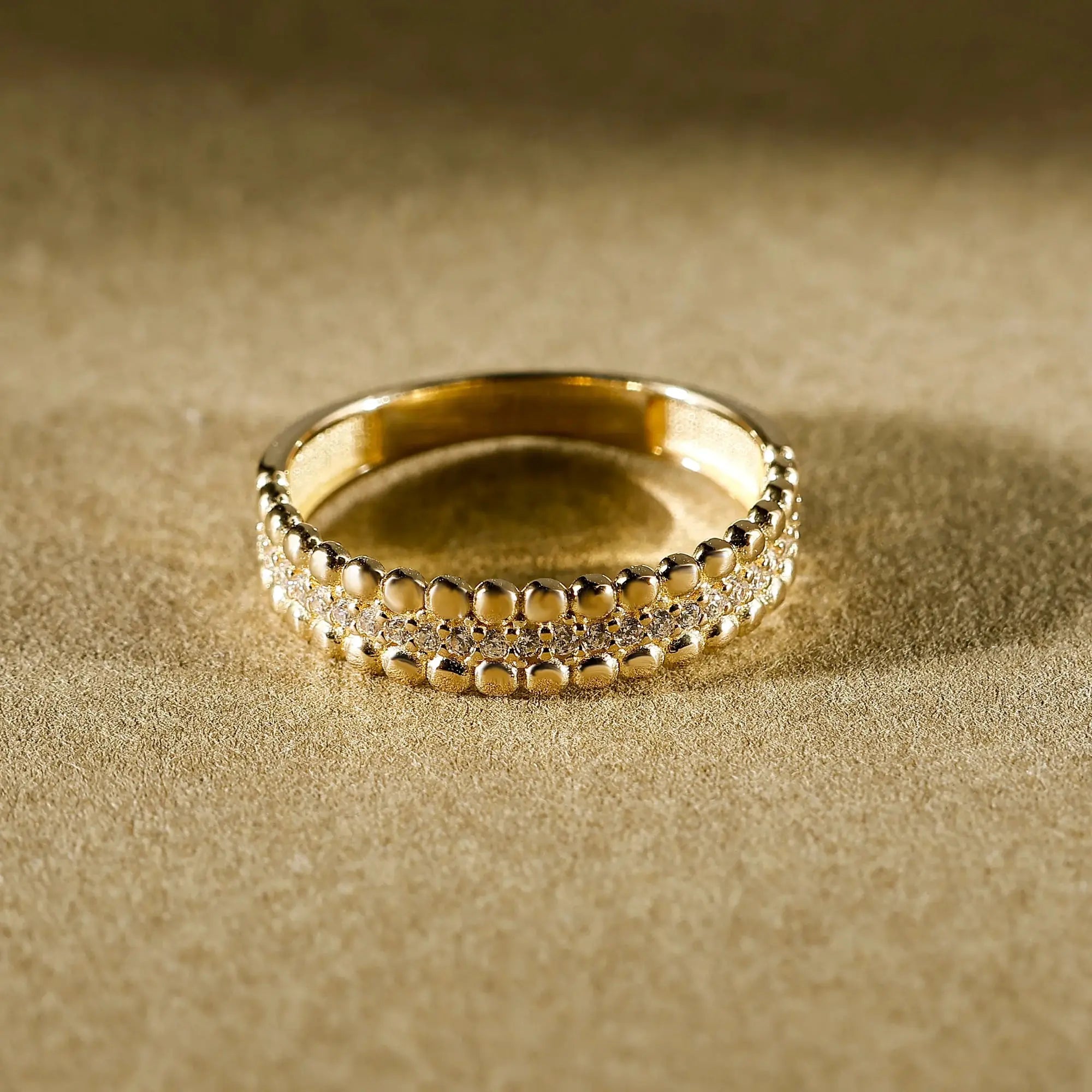 14 Ayar Altın Taşlı Yüzük