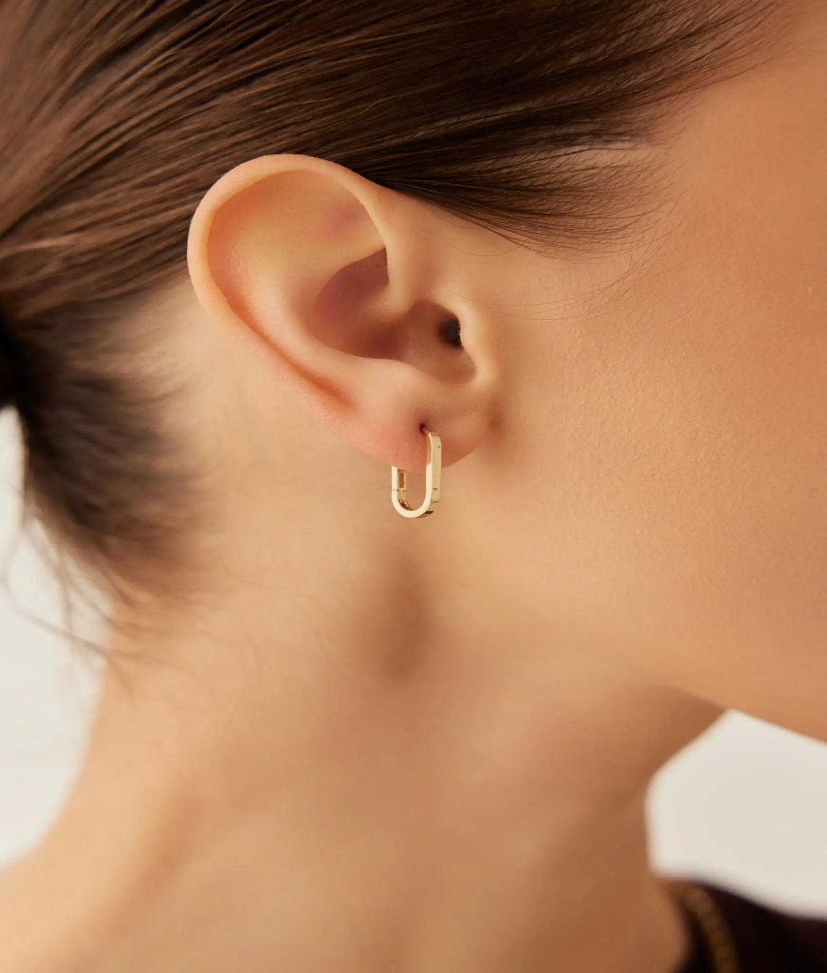 14 Ayar Altın Taşsız Ataç Küpe 1 cm