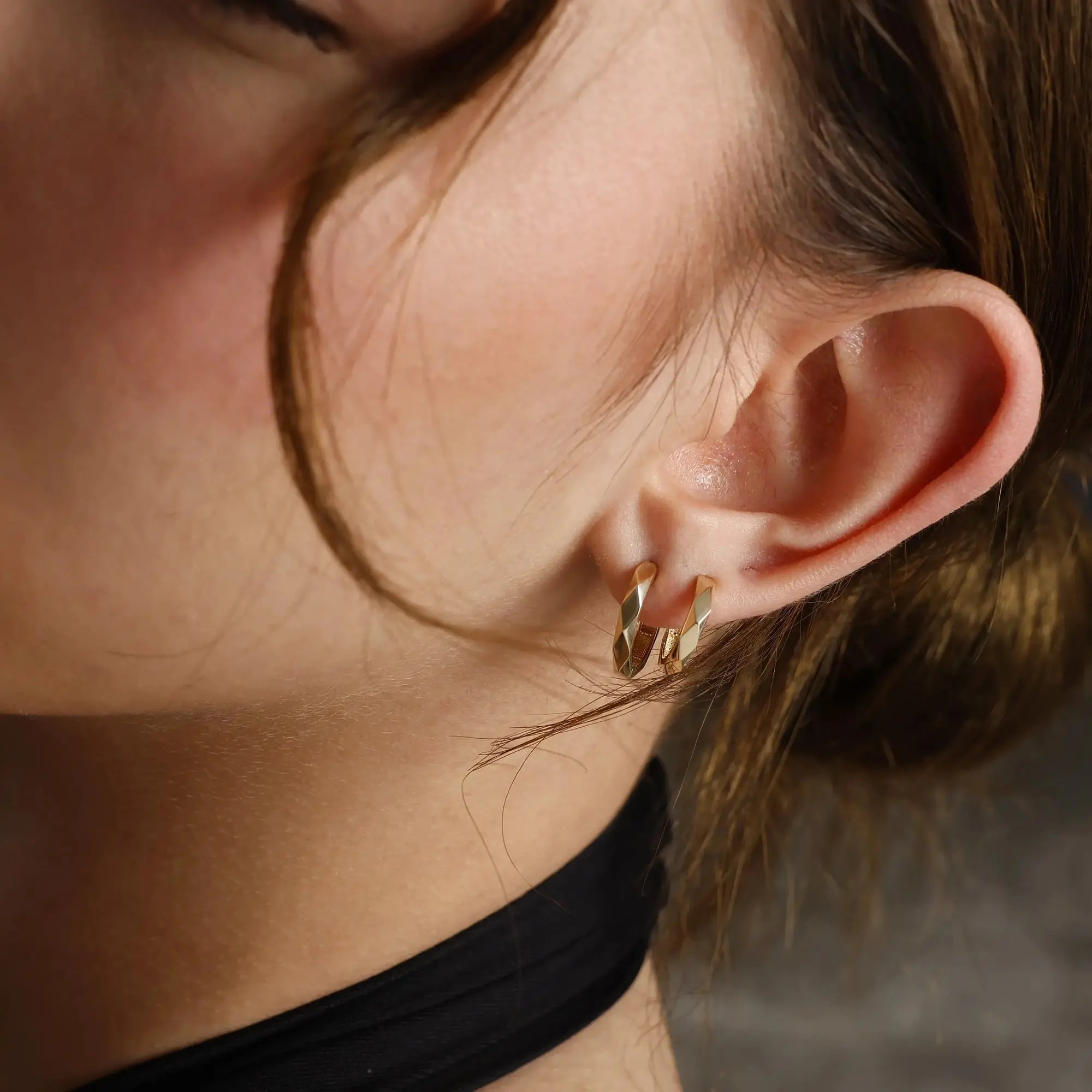 14 Ayar Altın Taşsız Gen Küpe - S