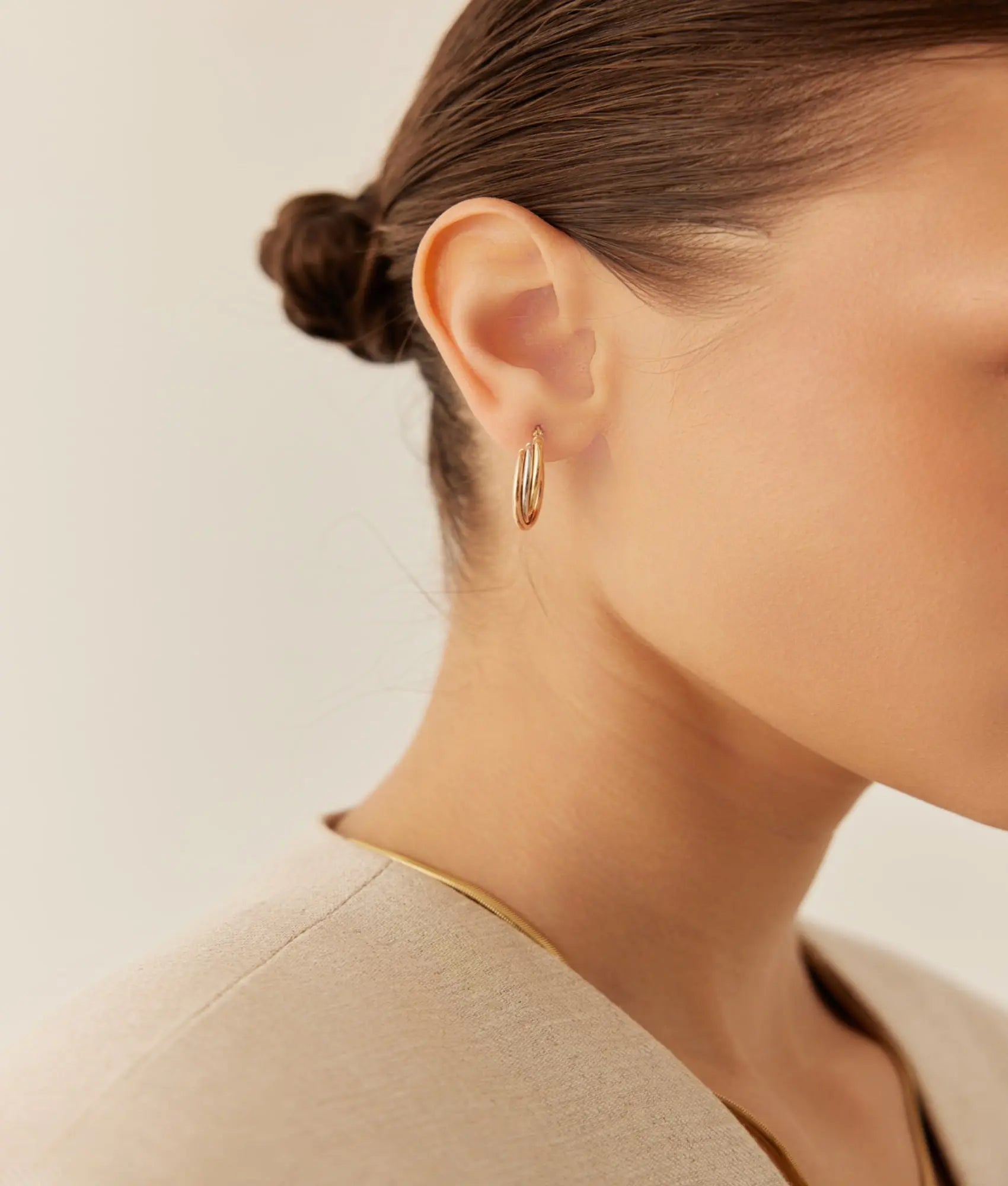 14 Ayar Altın Üç Renk Sarmal Halkalı Küpe