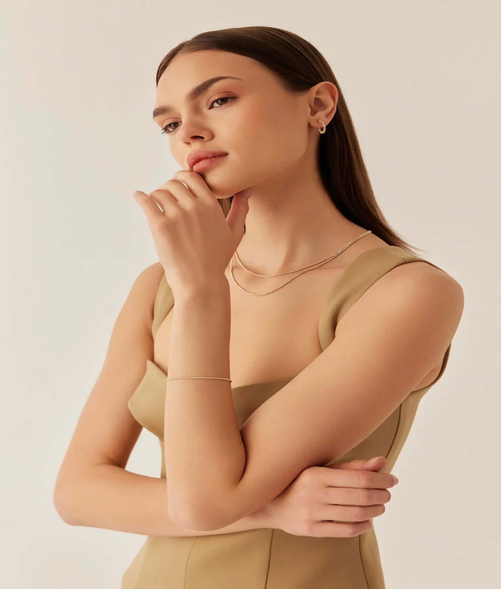 14 Ayar Altın Üç Renkli Dorika Kolye