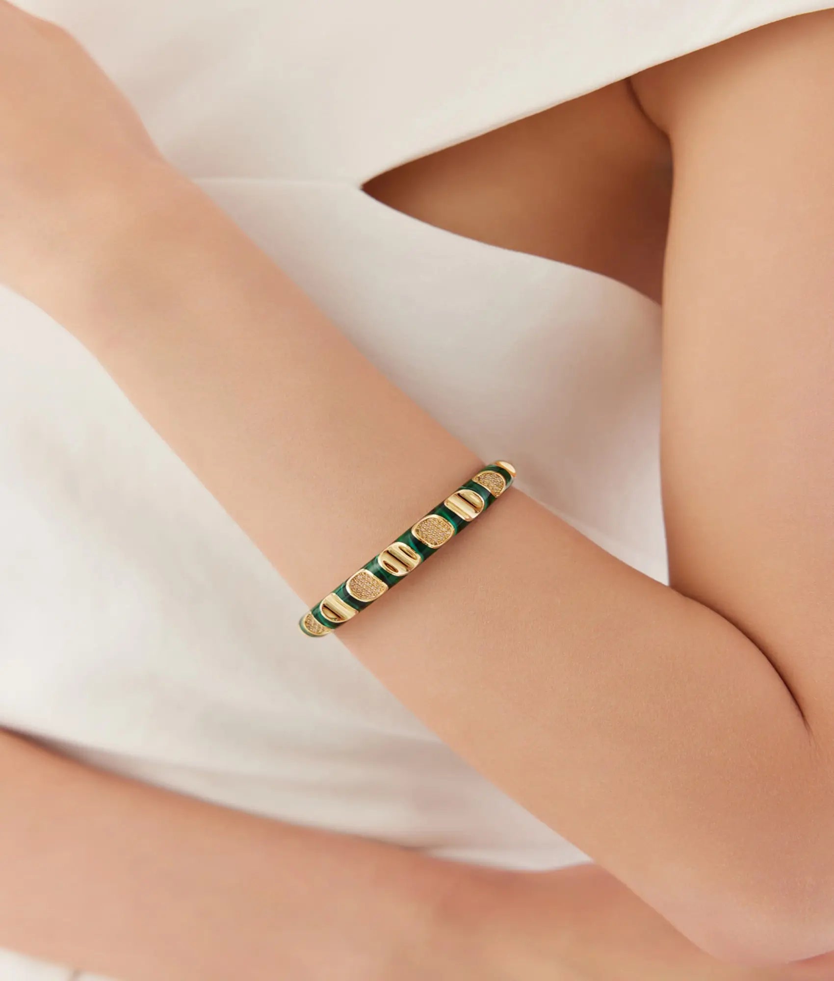 14 Ayar Altın Verda Kelepçe