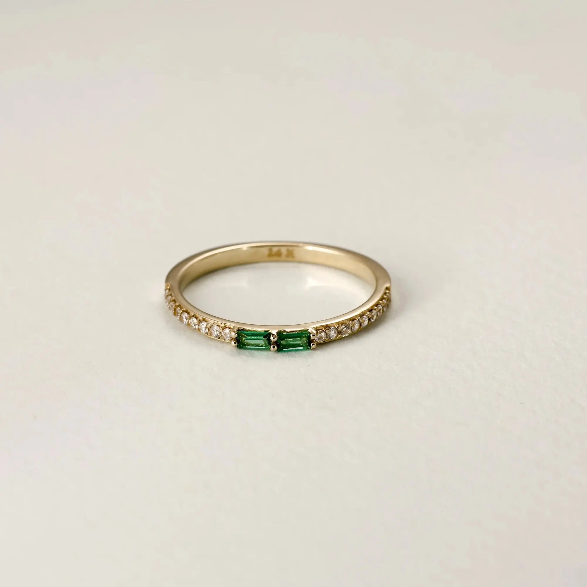 14 Ayar Altın Yeşil Taşlı Mini Yüzük