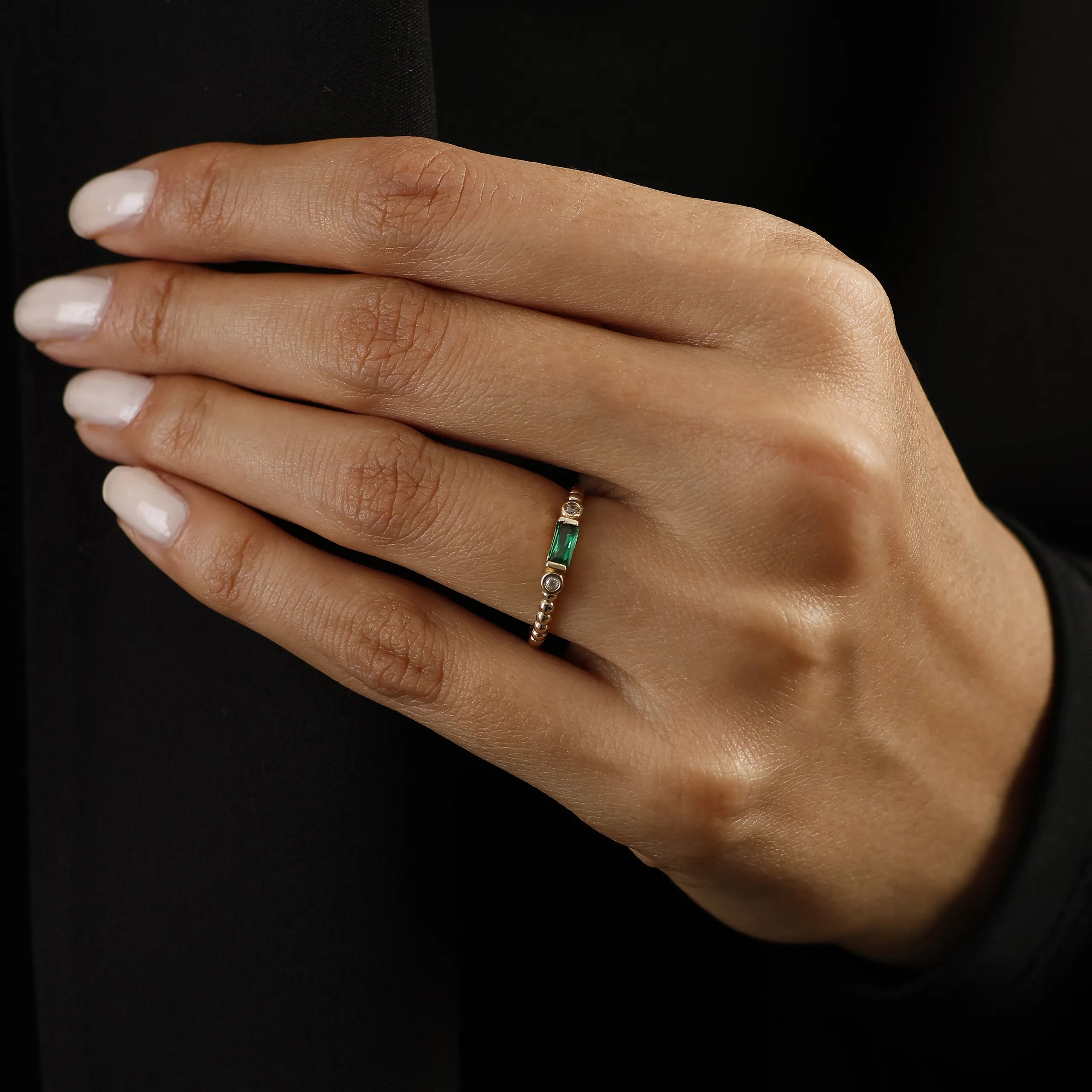 14 Ayar Altın Yeşil Taşlı Mini Yüzük