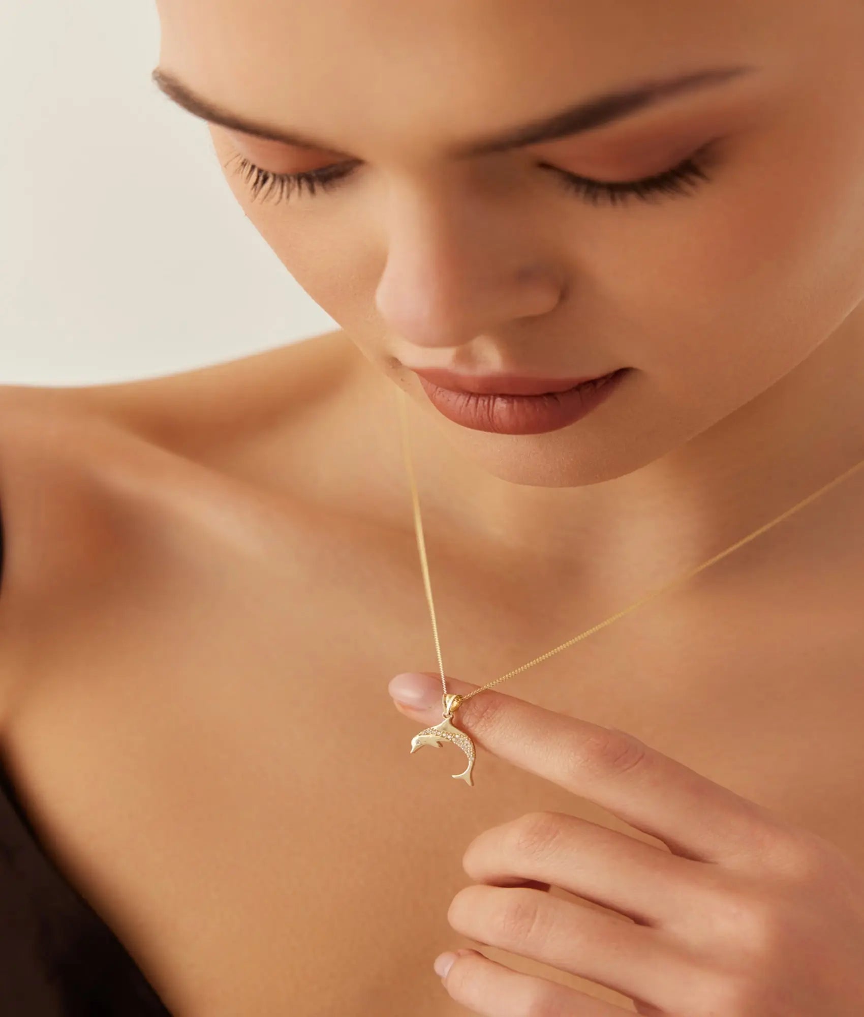 14 Ayar Altın Yunus Balığı Kolye