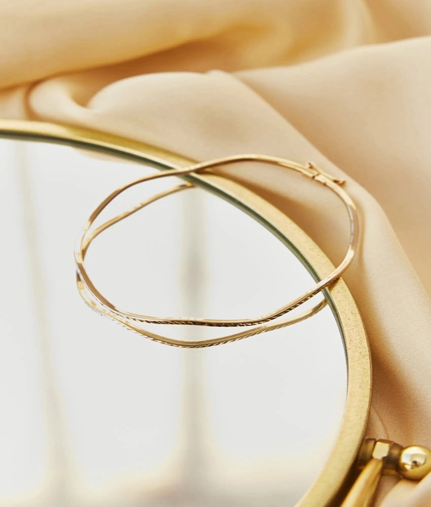 14 Ayar Altın Zikzak Kalemli Kelepçe