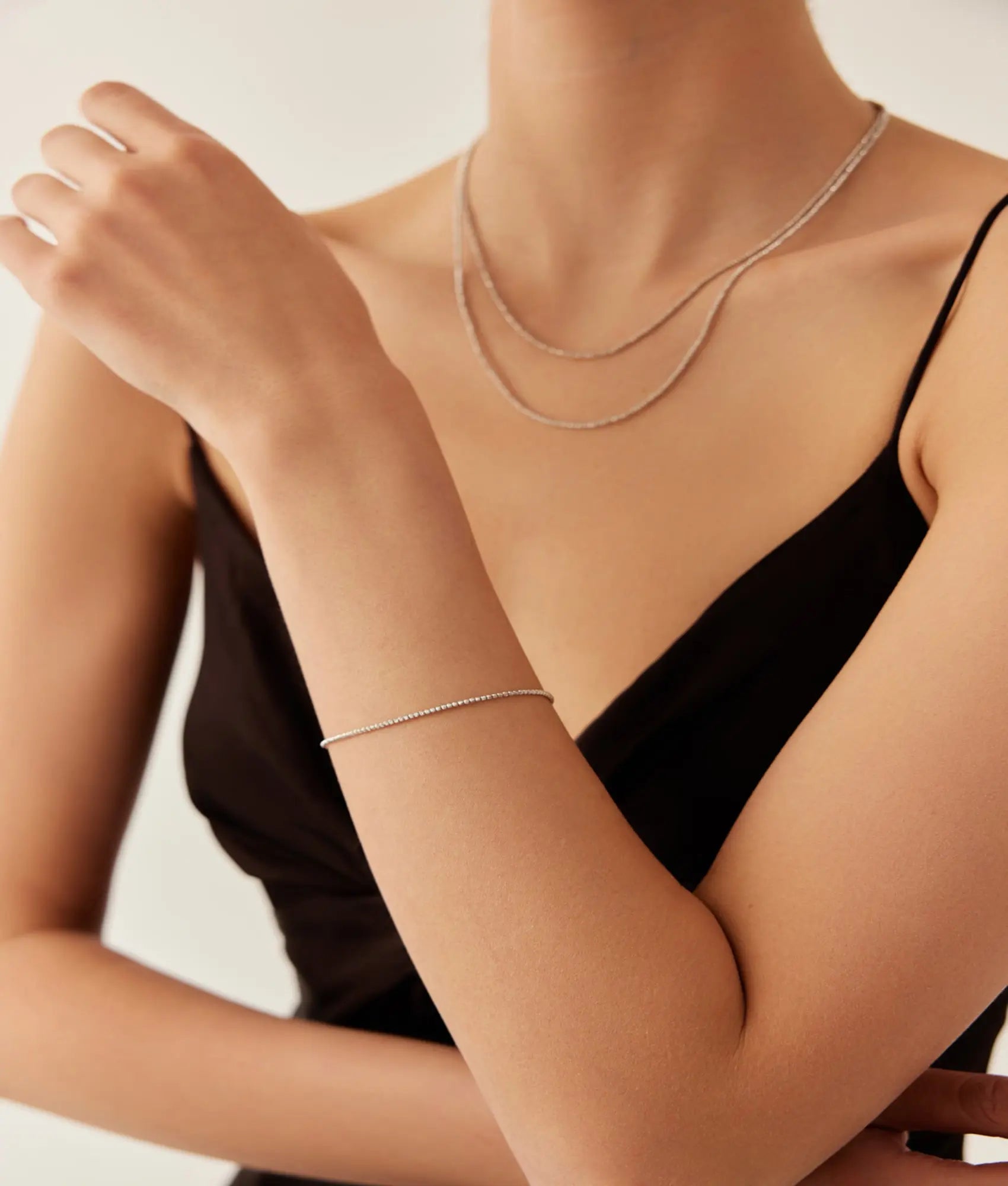 14 Ayar Beyaz Altın Dorika Bileklik