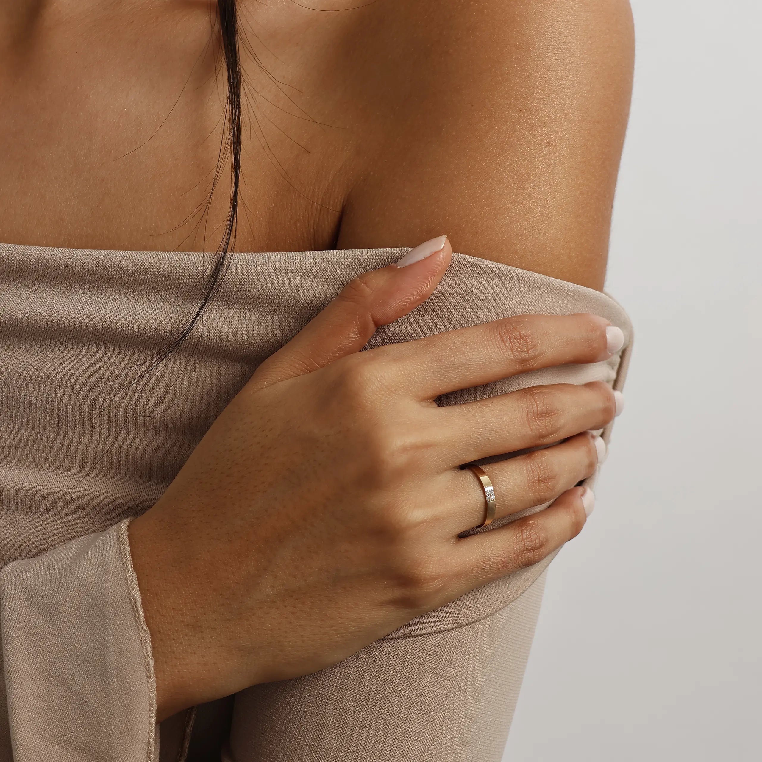 14 Ayar Altın Taşlı Mini Yüzük