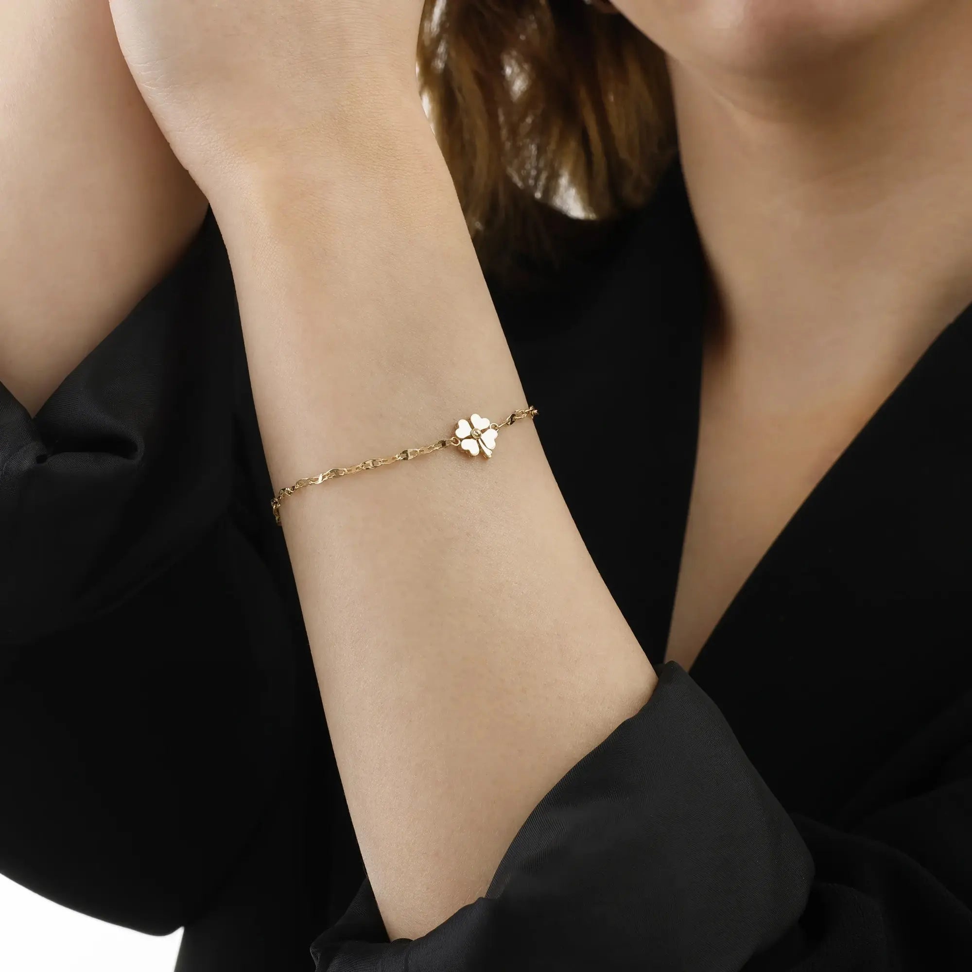 14 Ayar Altın Yonca Figür Bileklik