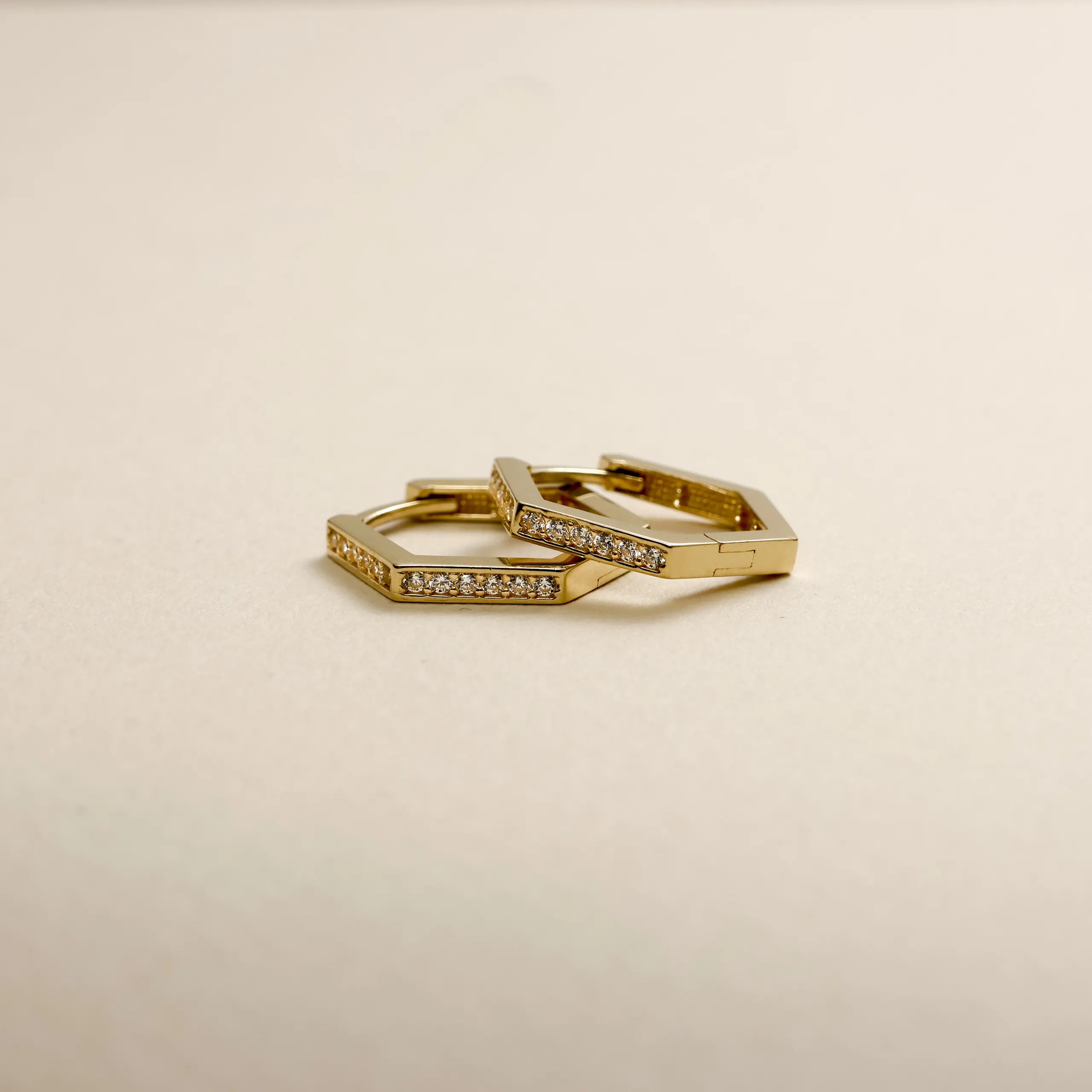 14 Ayar Altın Altıgen Küpe | S