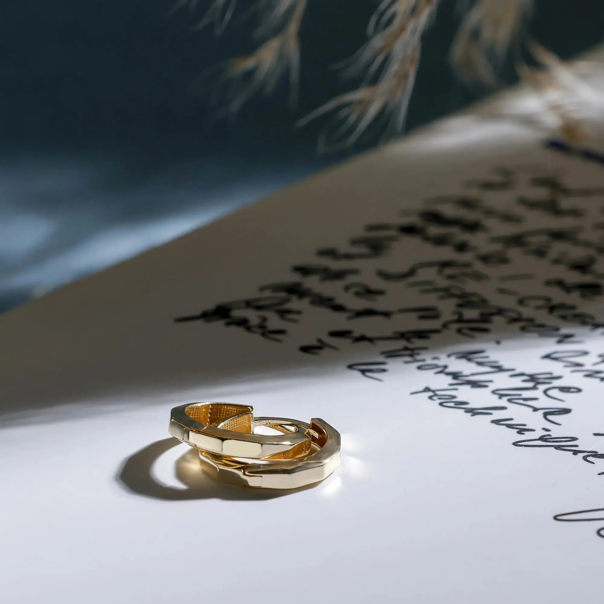 14 Ayar Altın Taşsız Geo Küpe - M