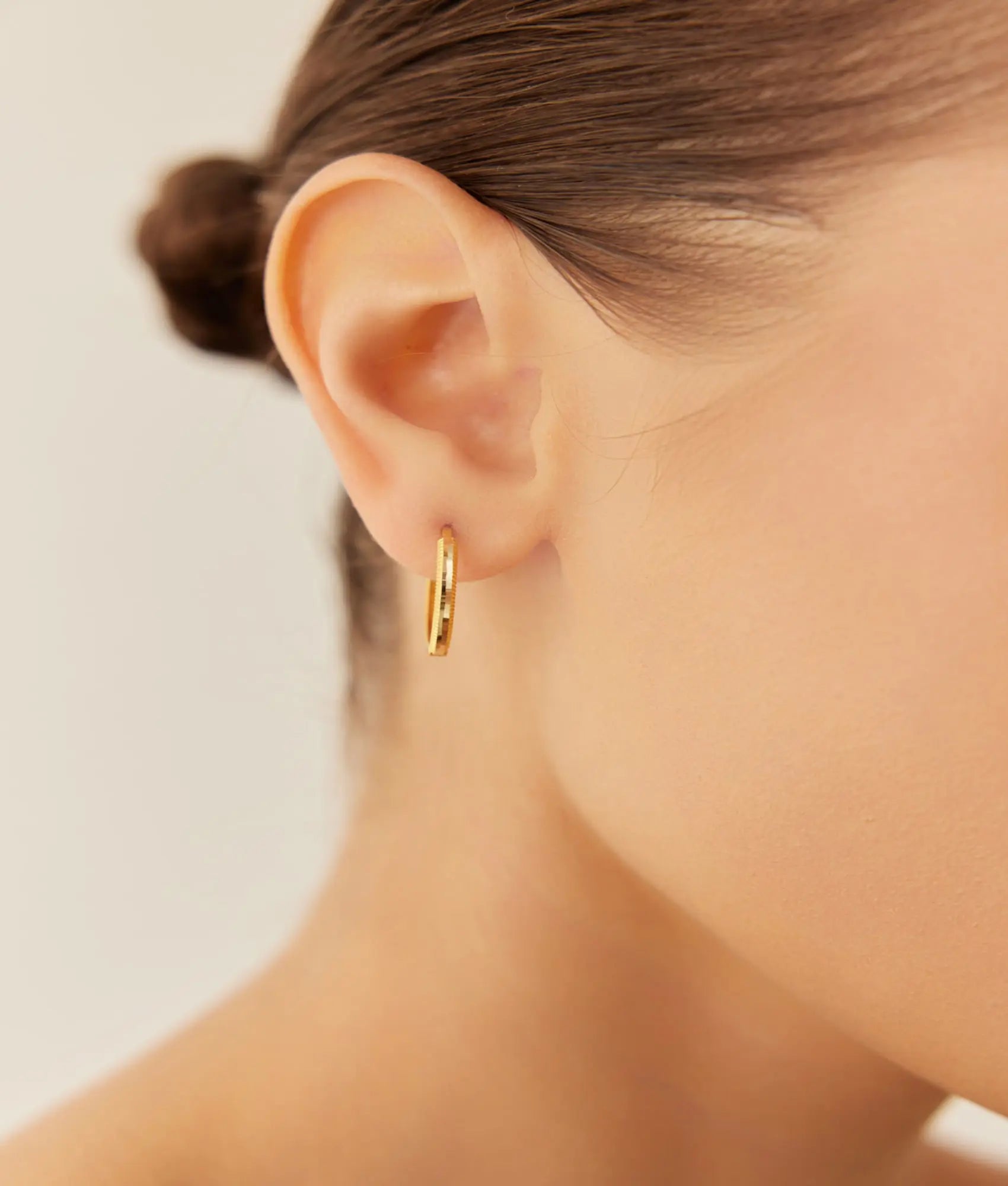 14 Ayar Altın Ajda Halka Küpe 2 cm