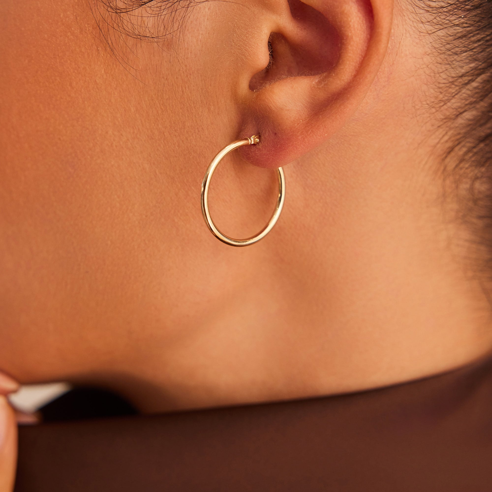 14 Ayar Altın Bombeli Halka Küpe 2,6 Cm