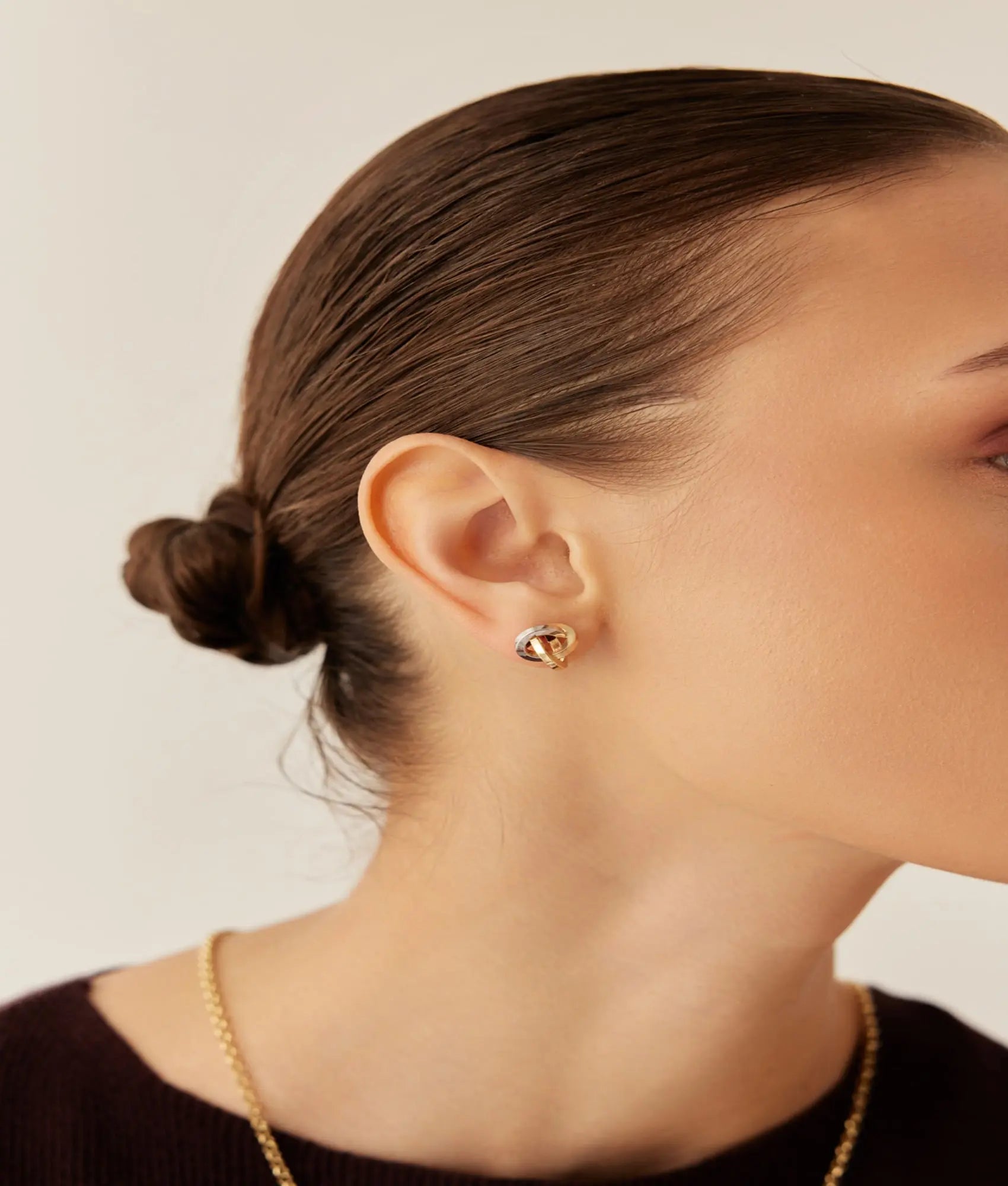 14 Ayar Altın Çift Renk Düğüm Küpe