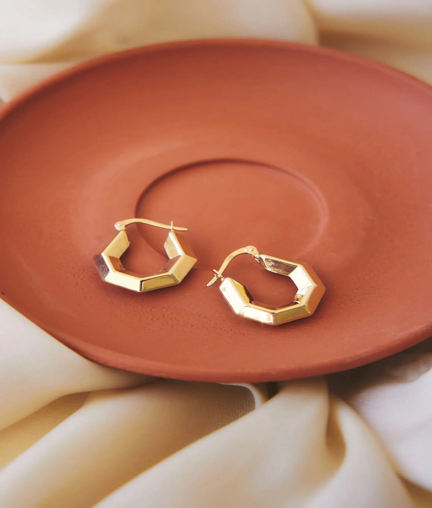 14 Ayar Altın Geometrik Küpe