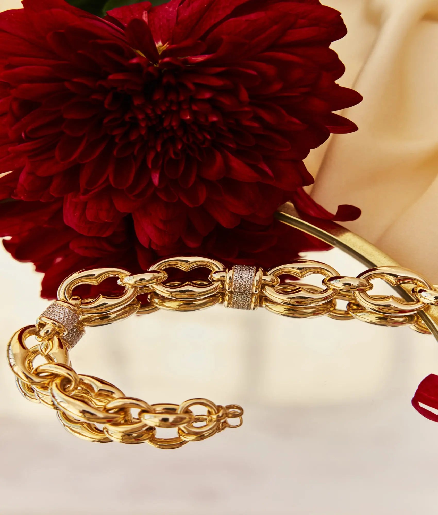 14 Ayar Altın Güç Halkası Bileklik