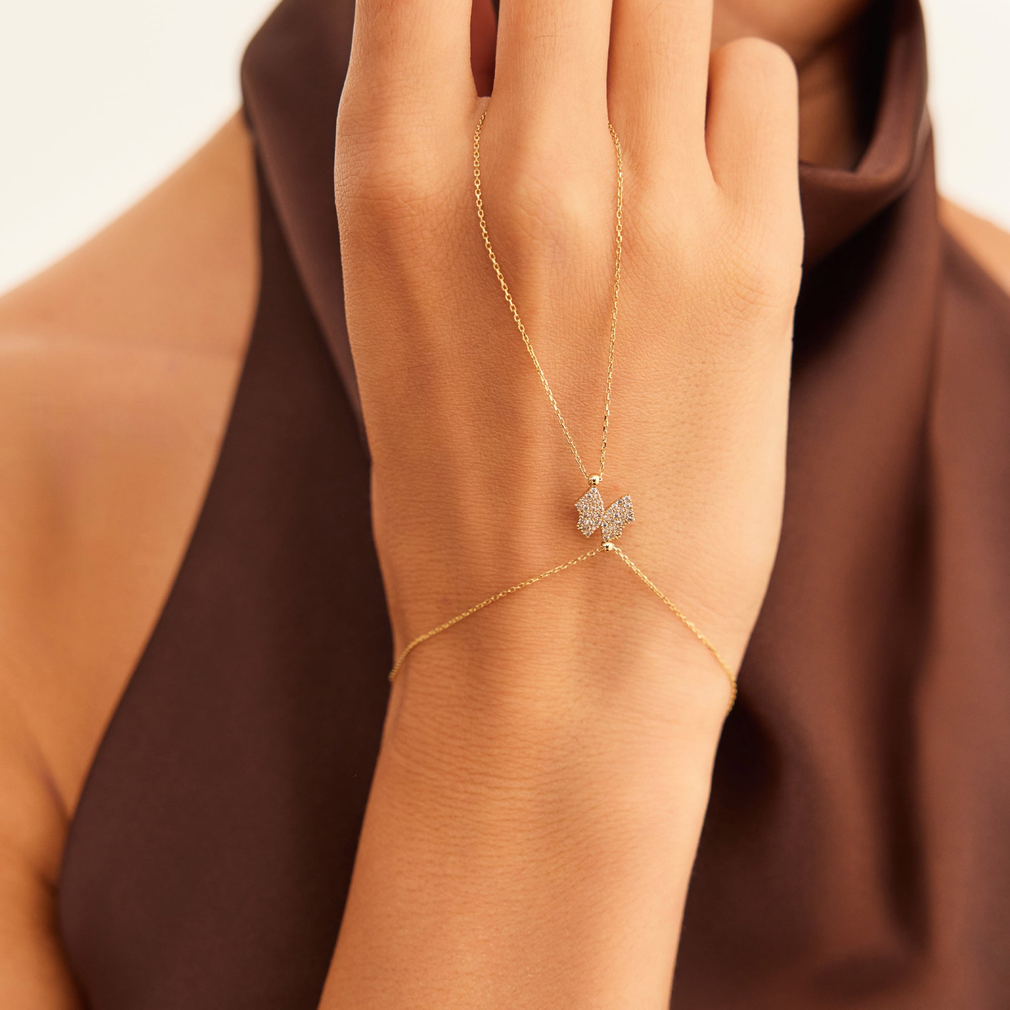 14 Ayar Altın Taşlı Tasarım Şahmeran Bileklik