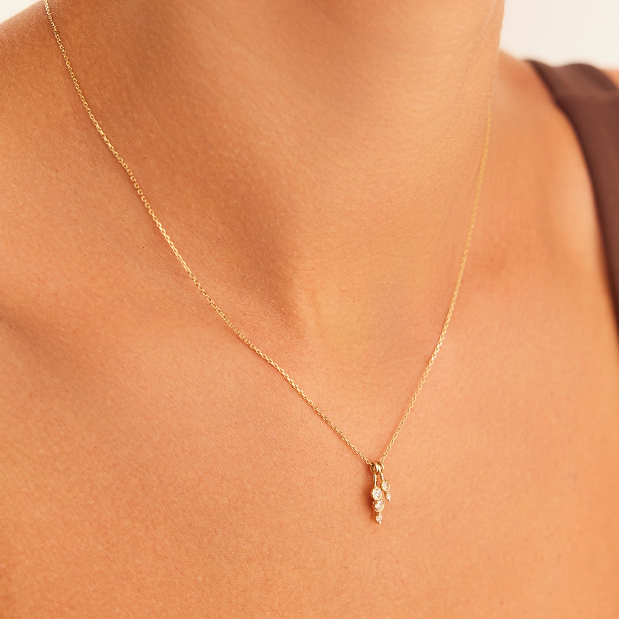 14 Ayar Altın Taşlı Top Kolye