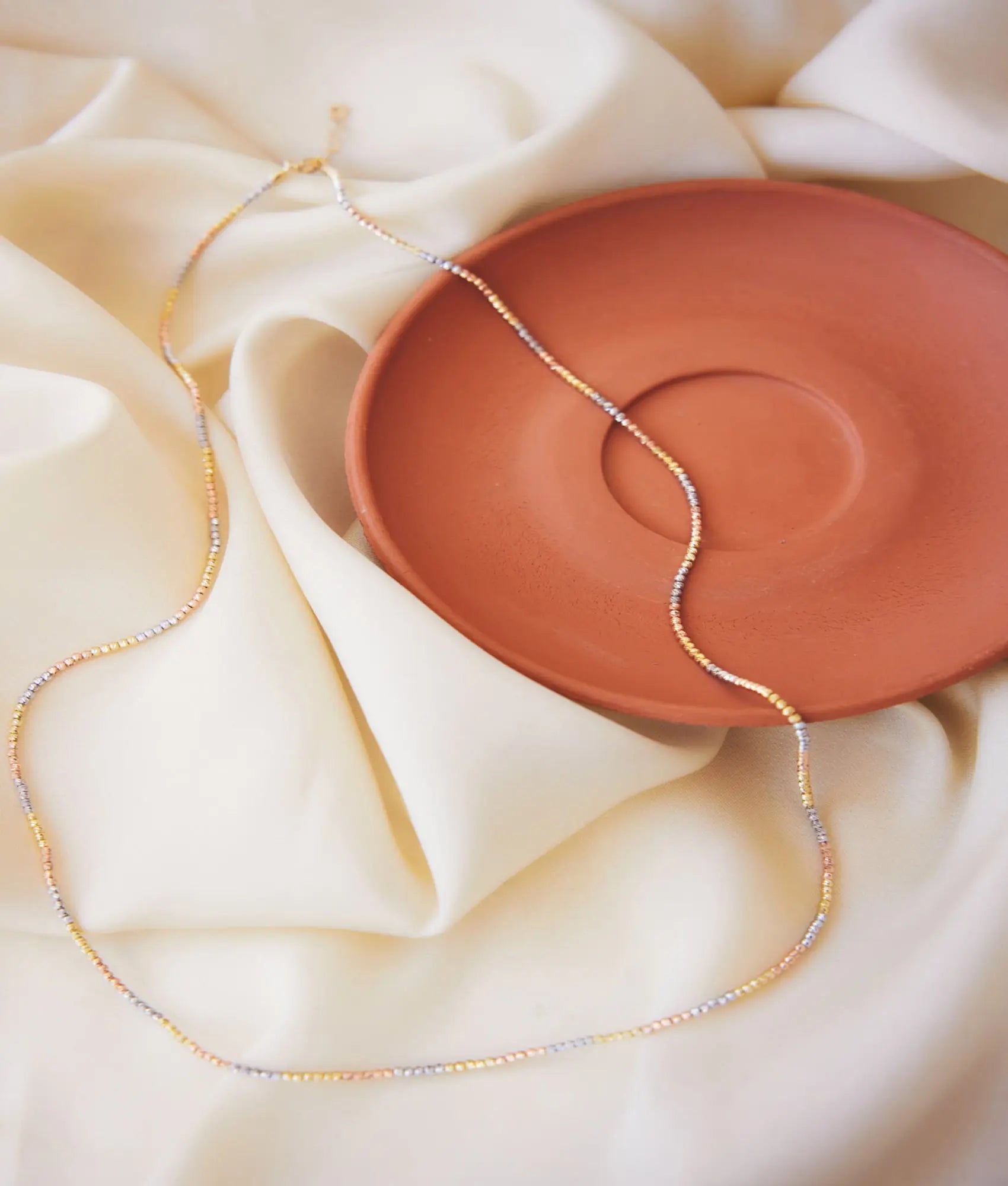 14 Ayar Altın Üç Renkli Dorika Kolye