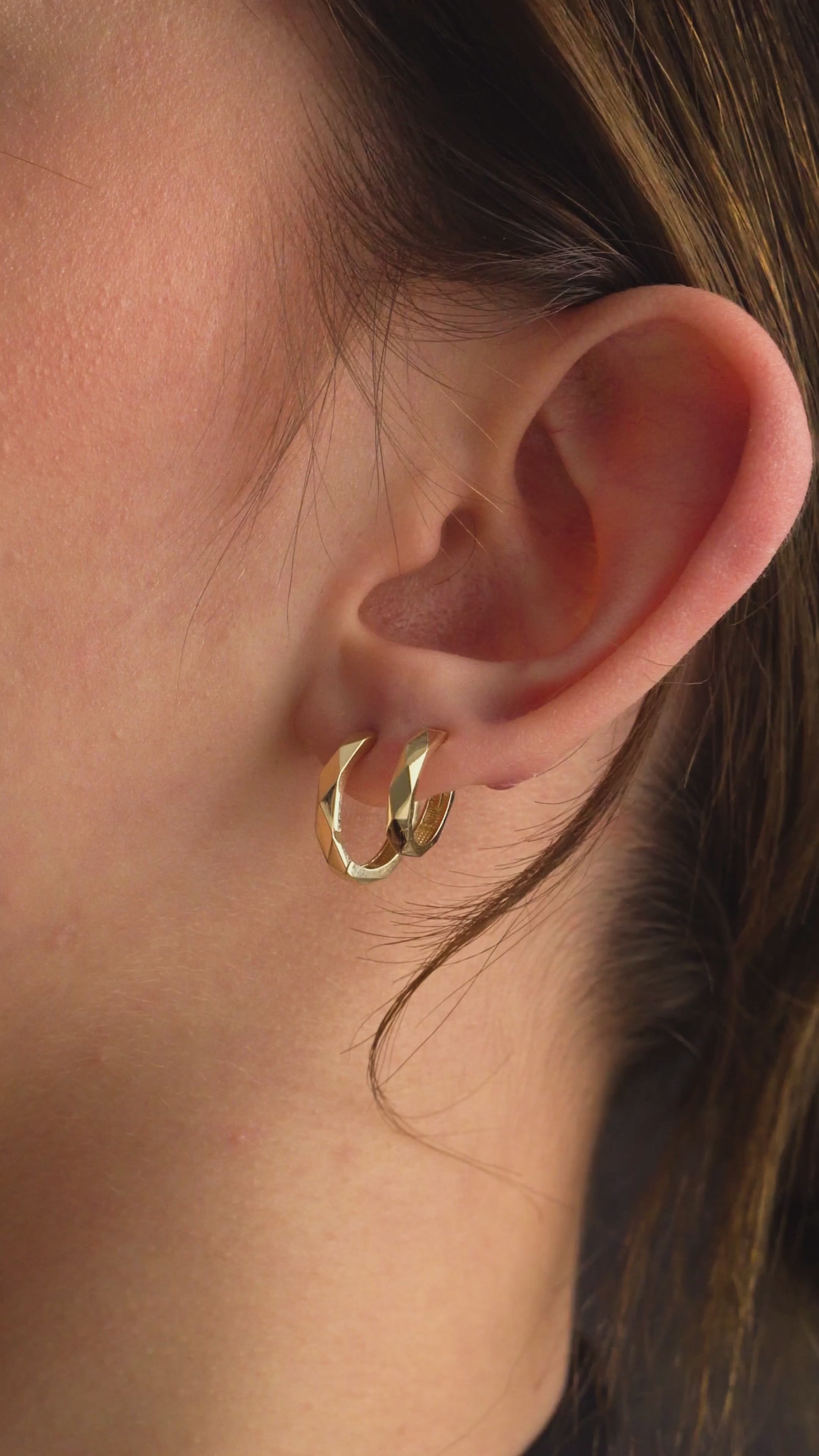 14 Ayar Altın Taşsız Gen Küpe - S