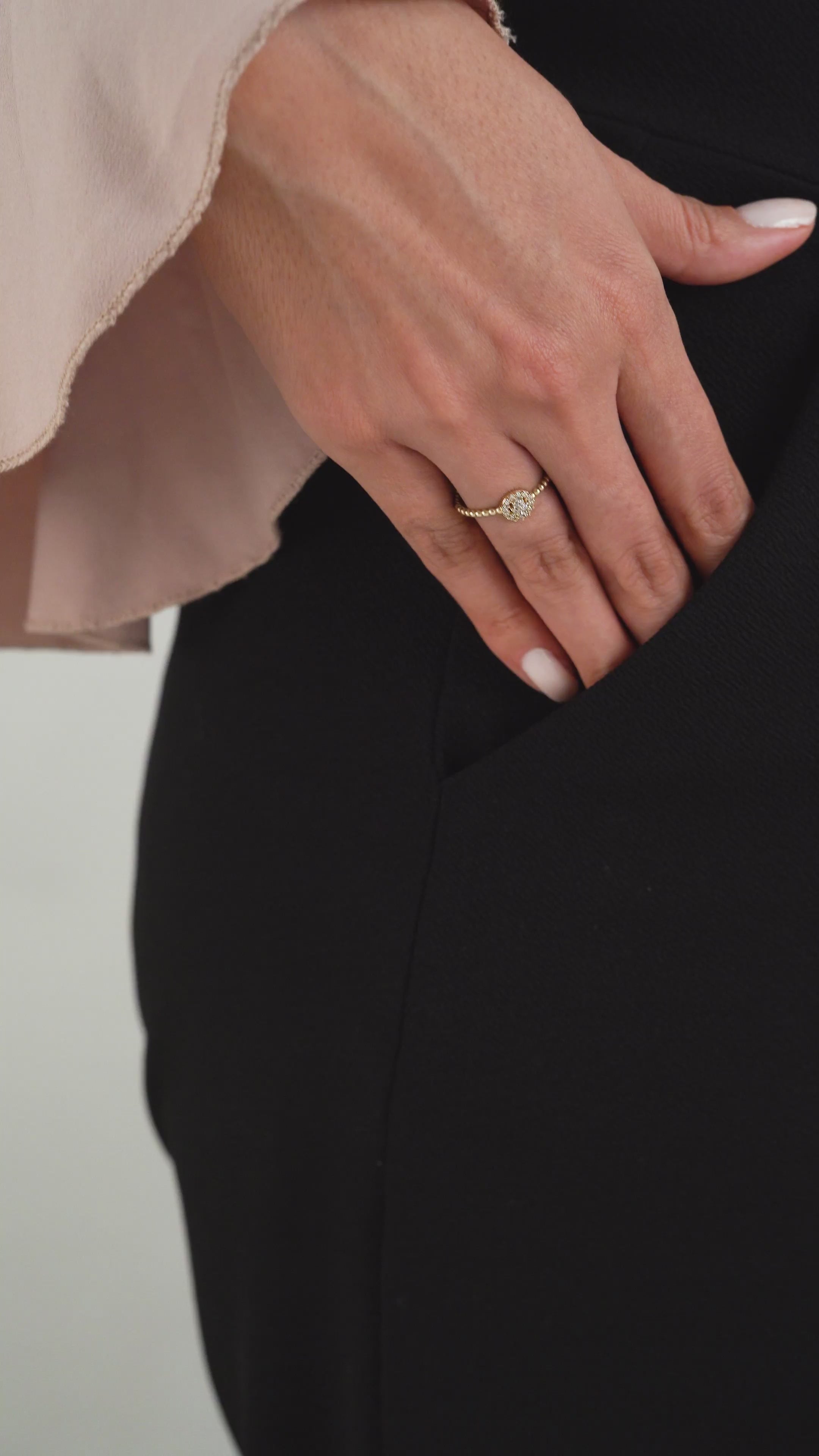 14 Ayar Altın Işıltılı Küre Mini Yüzük